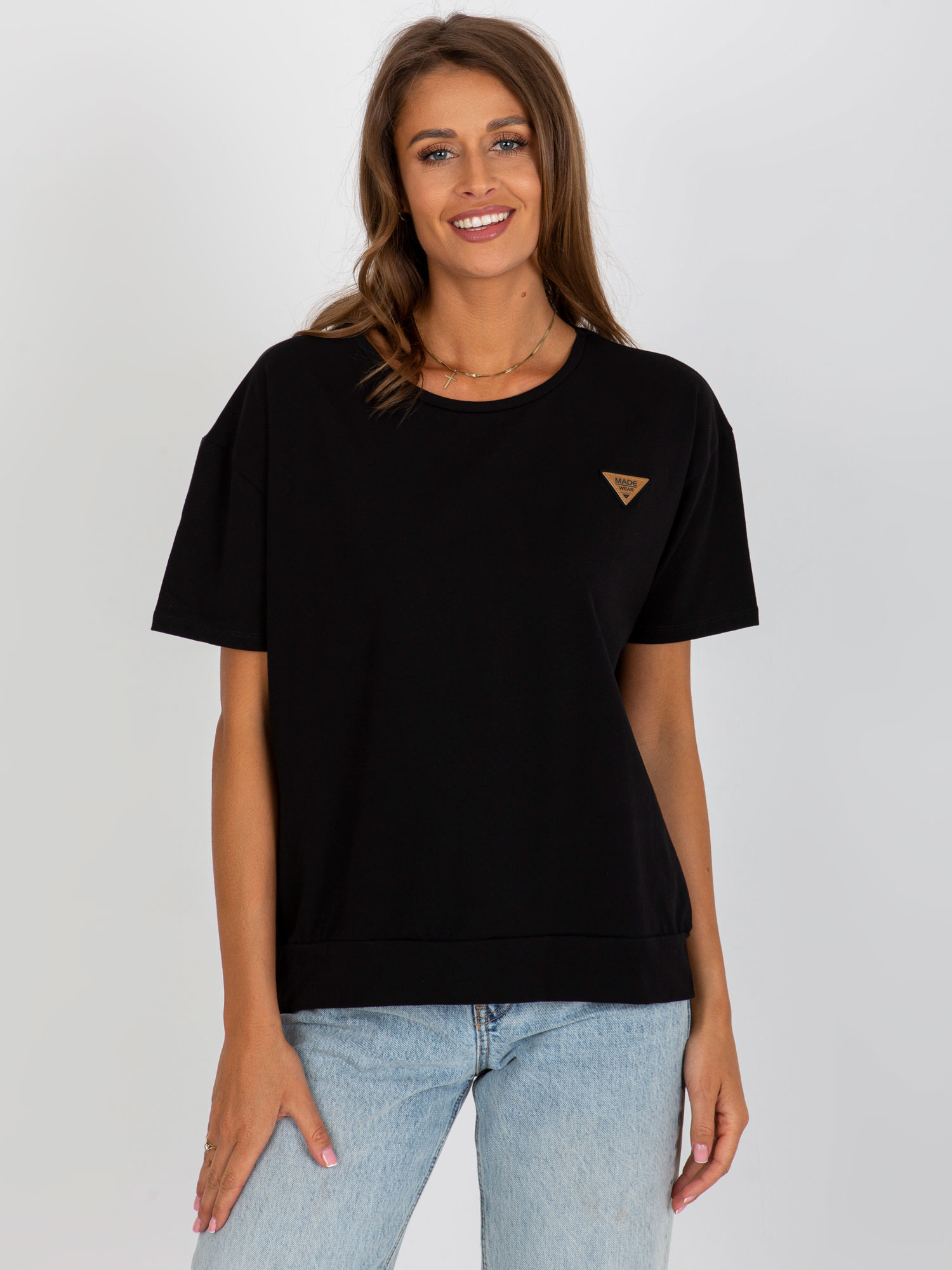 Čierne dámske tričko s okrúhlym výstrihom RV-BZ-8826.22-black Veľkosť: S/M