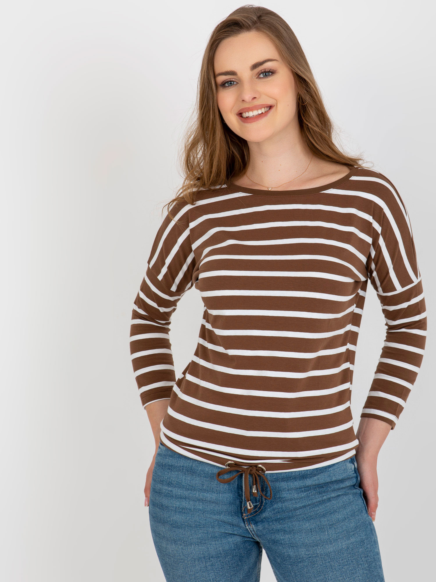 Bielo-hnedé pruhované tričko s 3/4 rukávom RV-BZ-8566.94-white-brown Veľkosť: S