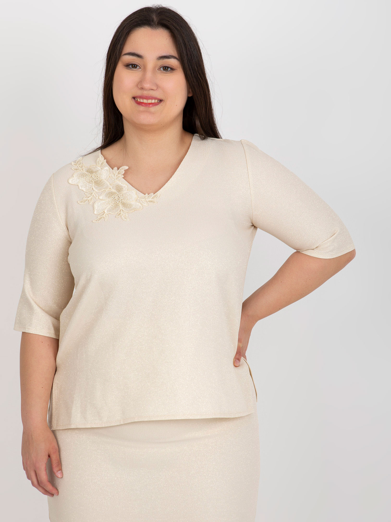 Béžová blúzka s kvetinou LK-BZ-506692.32-beige Veľkosť: 44