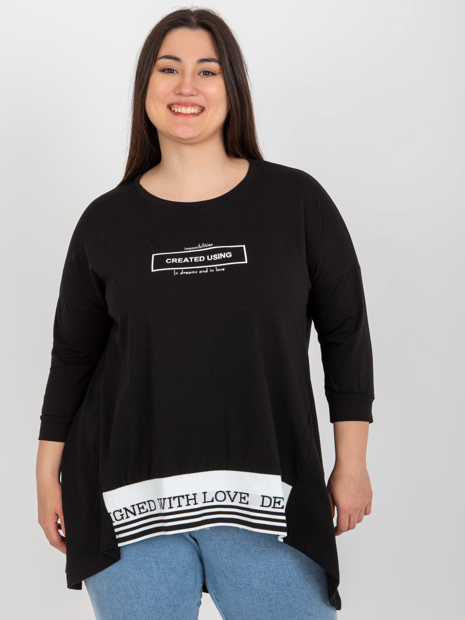 Čierna asymetrická tunika s potlačou RV-TU-7779.69-black Veľkosť: ONE SIZE