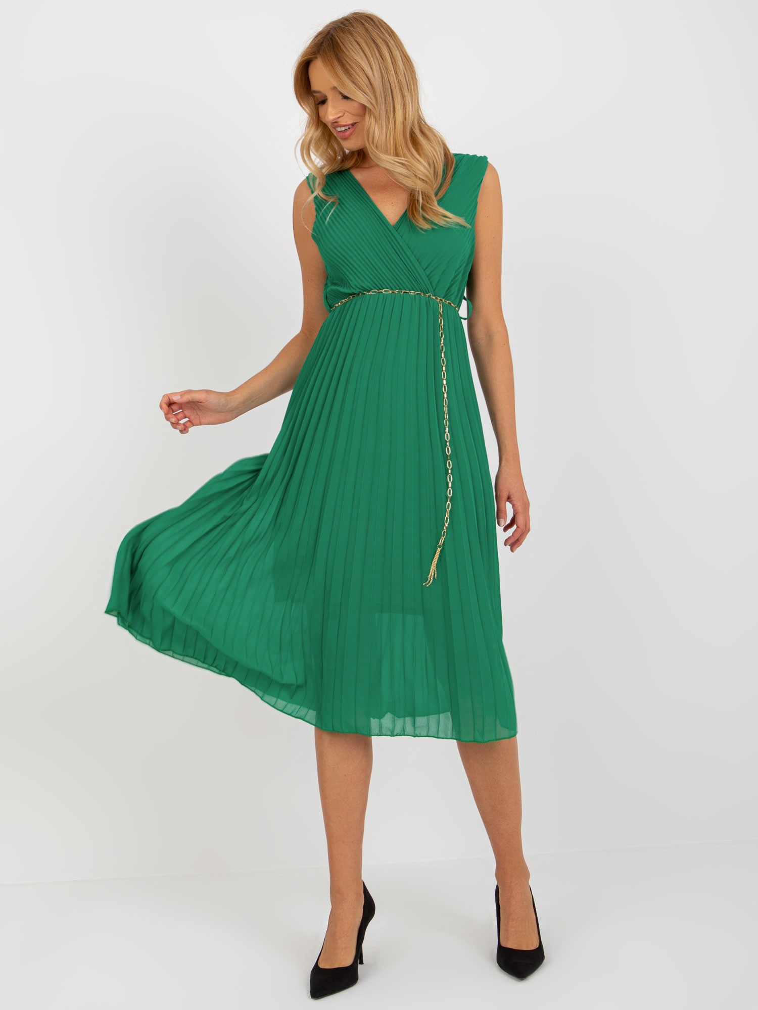 ZELENÉ PLISOVANÉ MIDI ŠATY S PÁSIKOM DHJ-SK-13168.21X-DARK GREEN Veľkosť: ONE SIZE