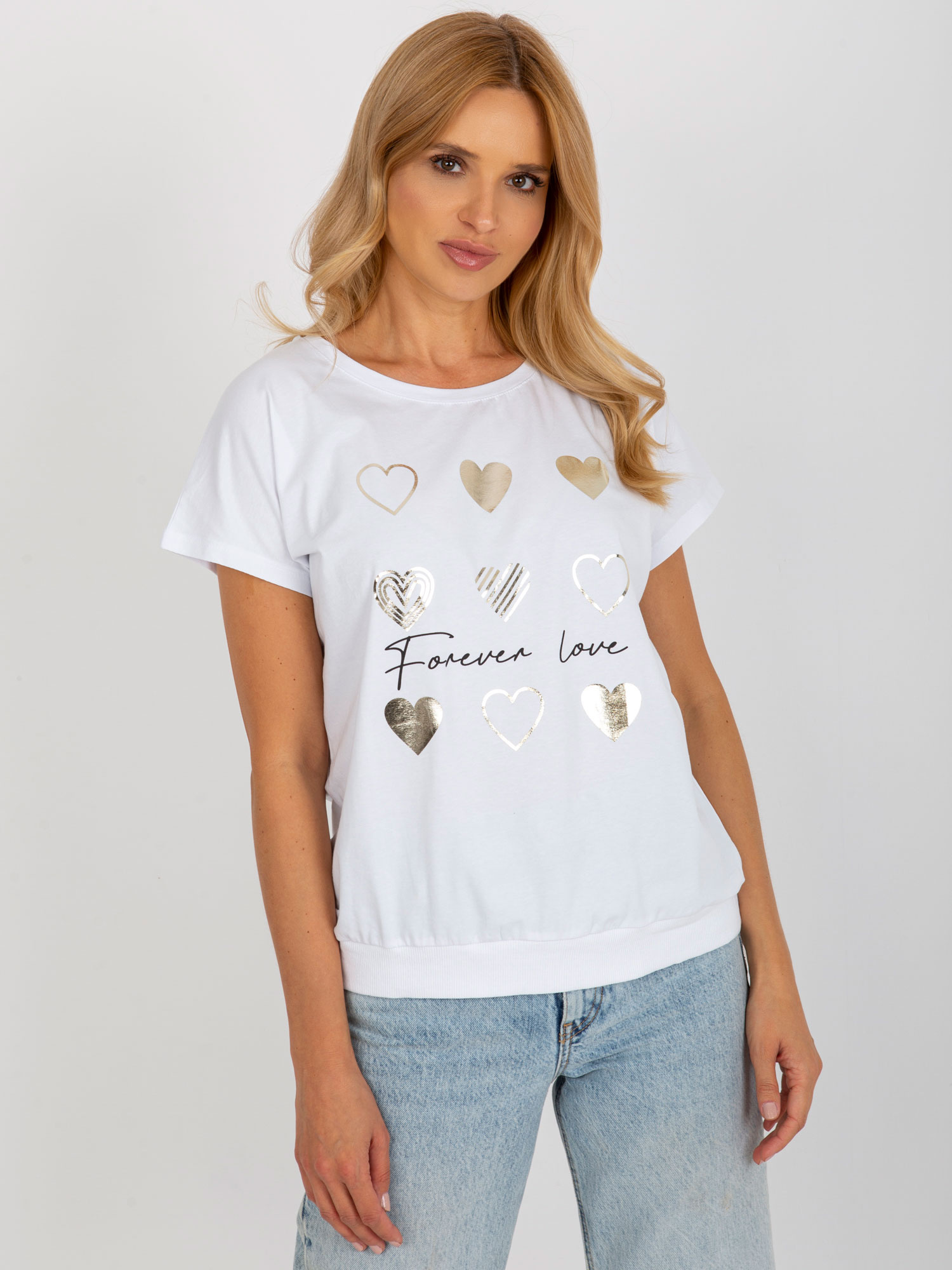 Biele tričko so zlatými srdiečkami RV-BZ-8954.26P-white Veľkosť: L/XL