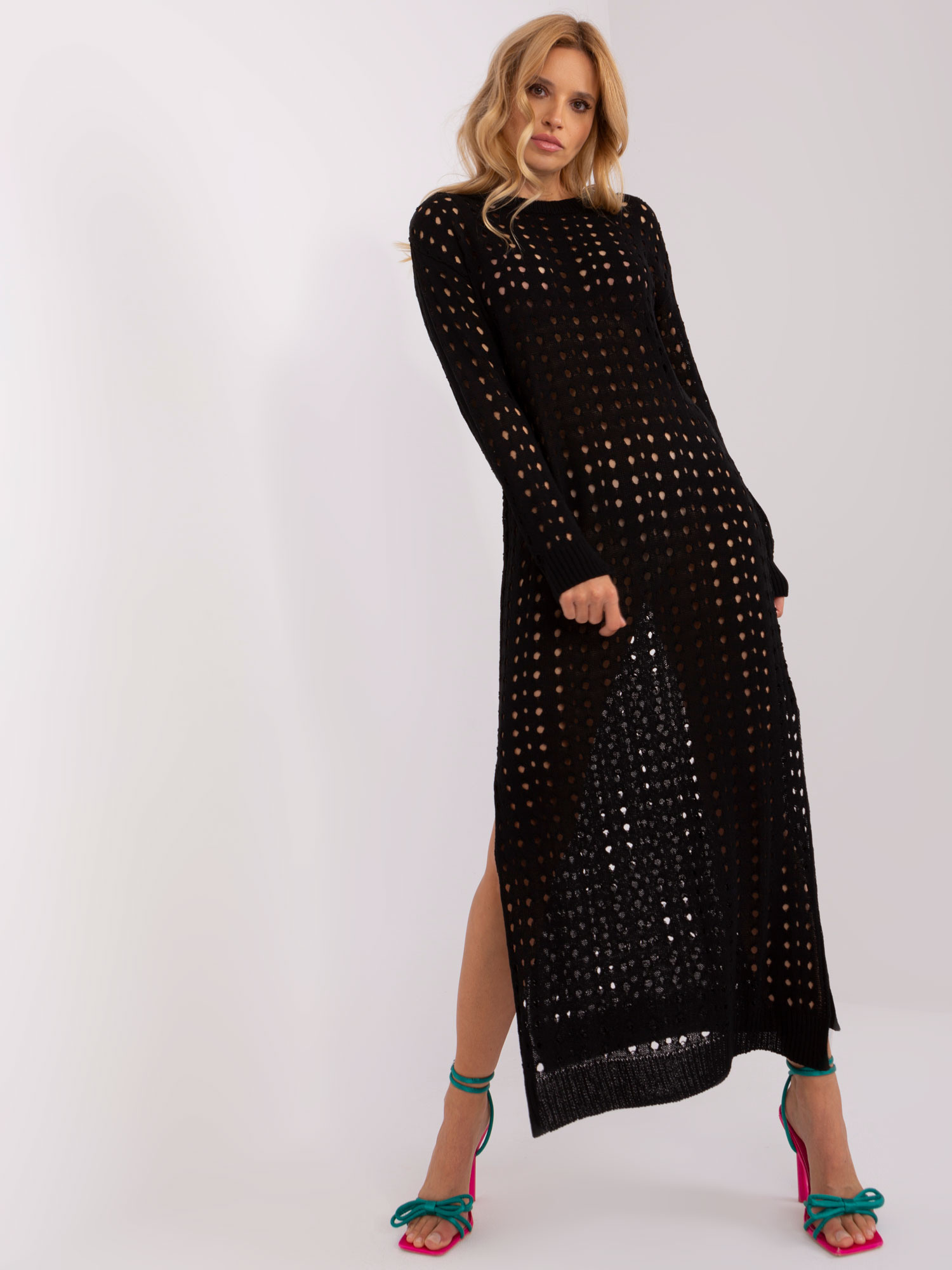 Čierne plážové maxi šaty -BA-SK-9010.33P-black Veľkosť: ONE SIZE