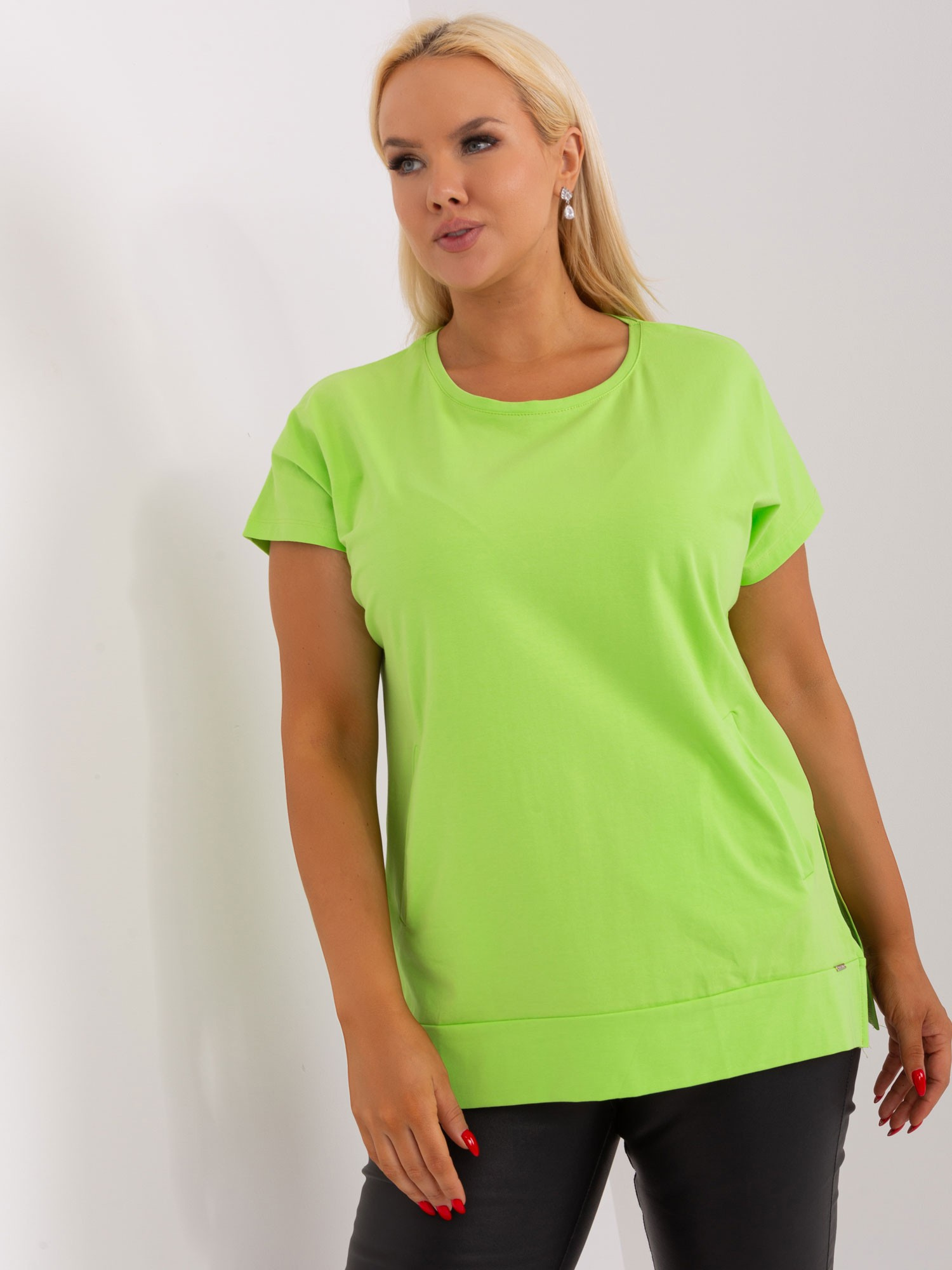 Svetlozelená blúzka s vreckami -RV-BZ-8854.06-light green Veľkosť: ONE SIZE