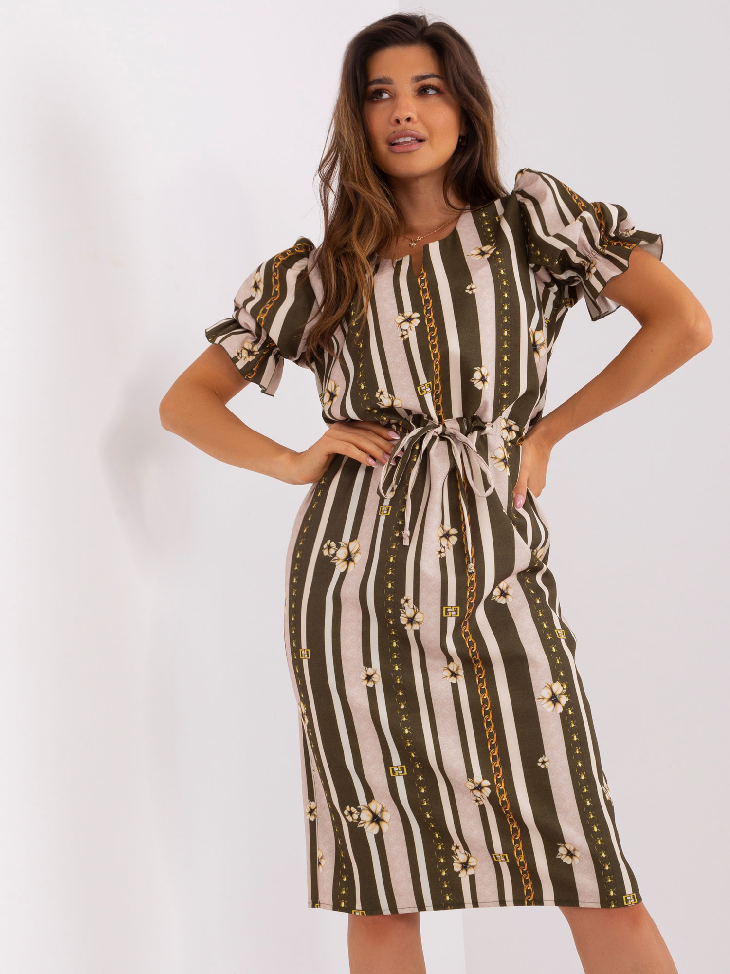 Khaki pruhované šaty s pásikom LK-SK-507468-1.20P-khaki Veľkosť: 38