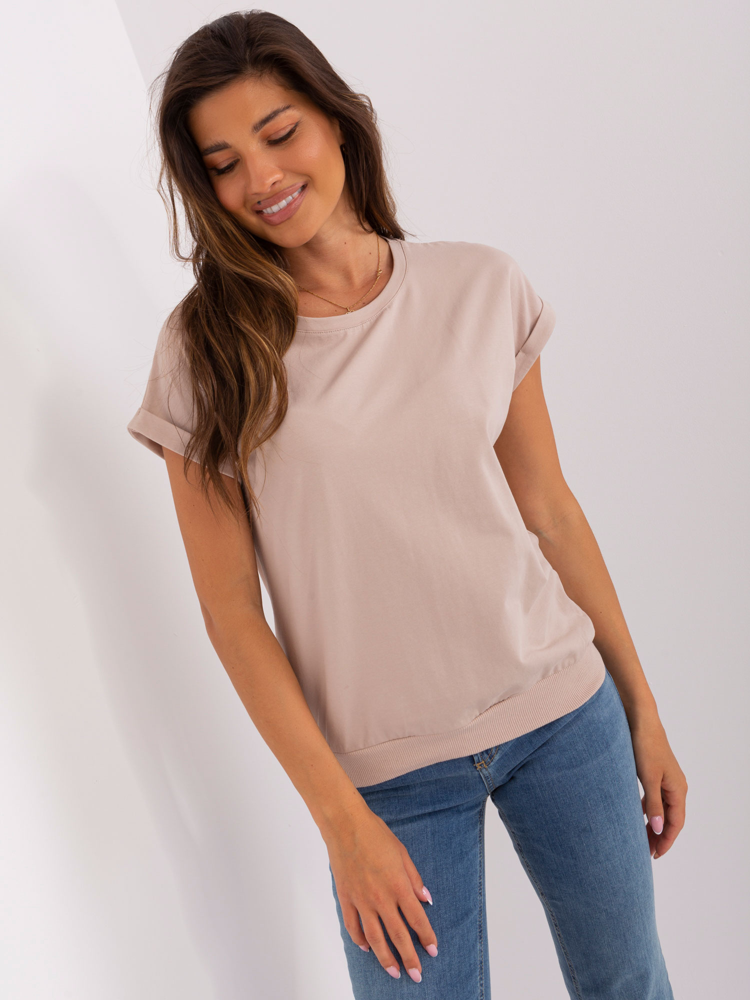 Béžové tričko so srdcom na chrbte -RV-BZ-8836.86-beige Veľkosť: ONE SIZE