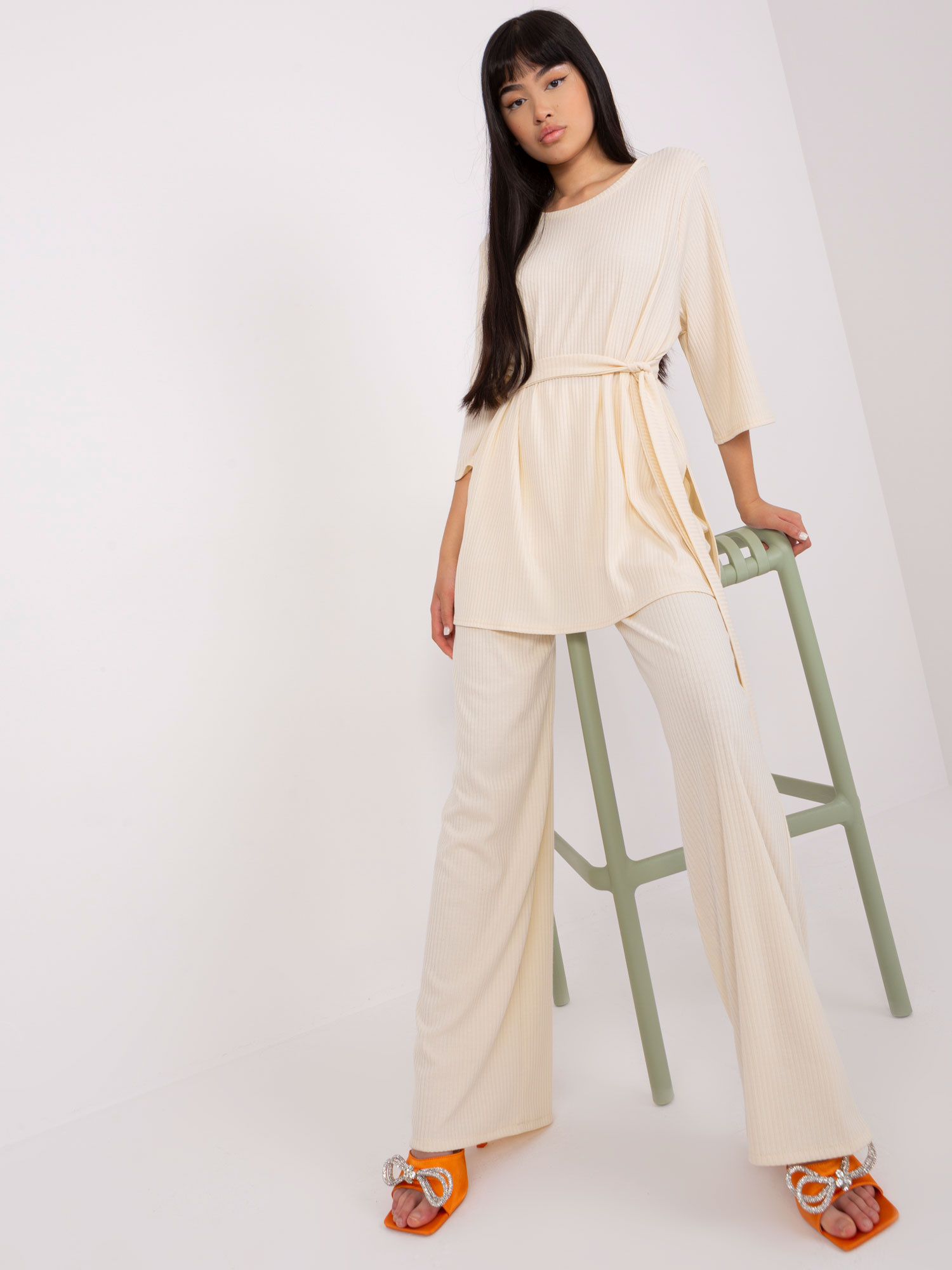 Svetlobéžový ležérny komplet -LK-KMPL-509389.28P-light beige Veľkosť: L/XL