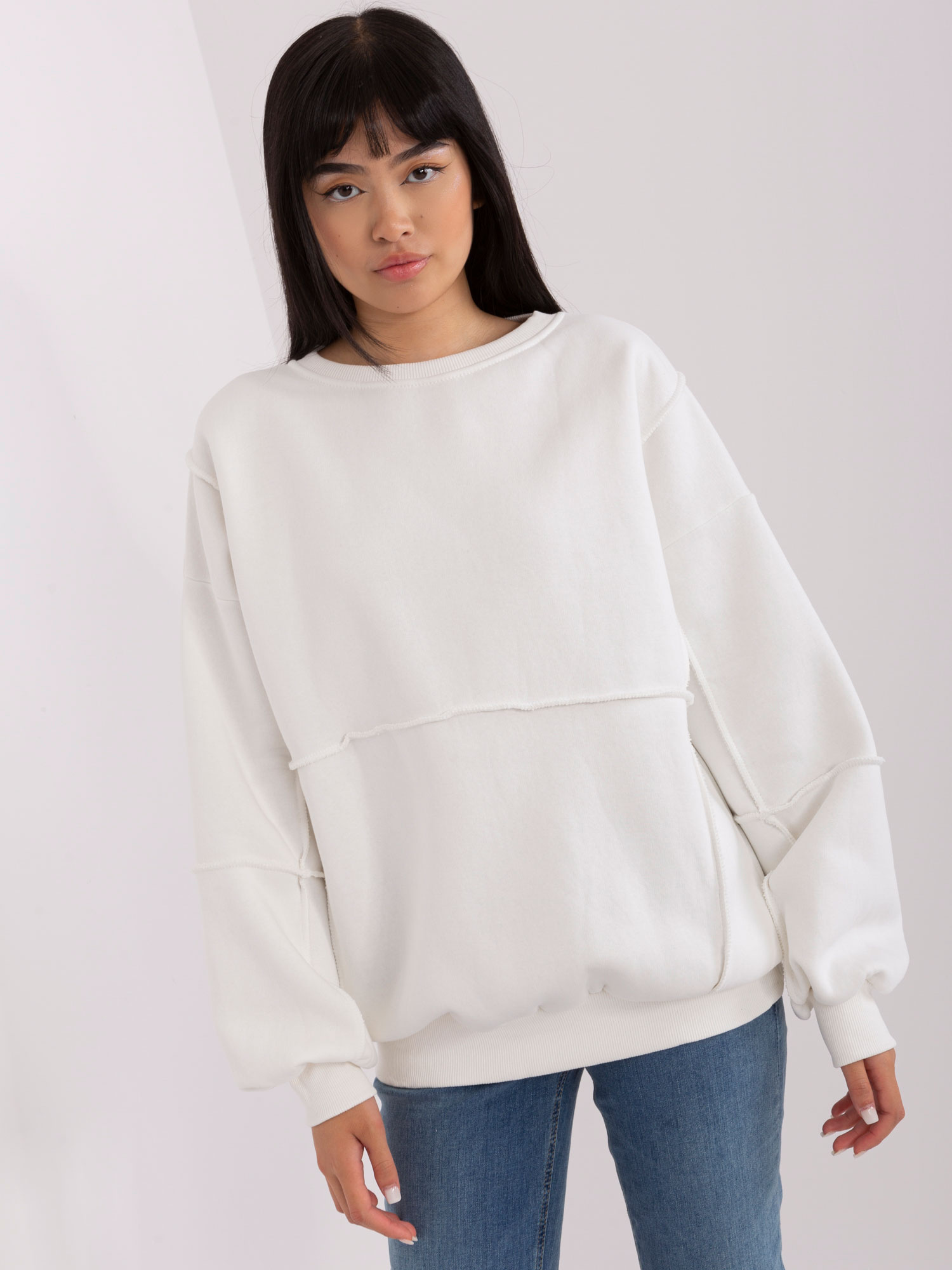 Smotanová basic mikina bez kapucne -EM-BL-763.00P-ecru Veľkosť: ONE SIZE