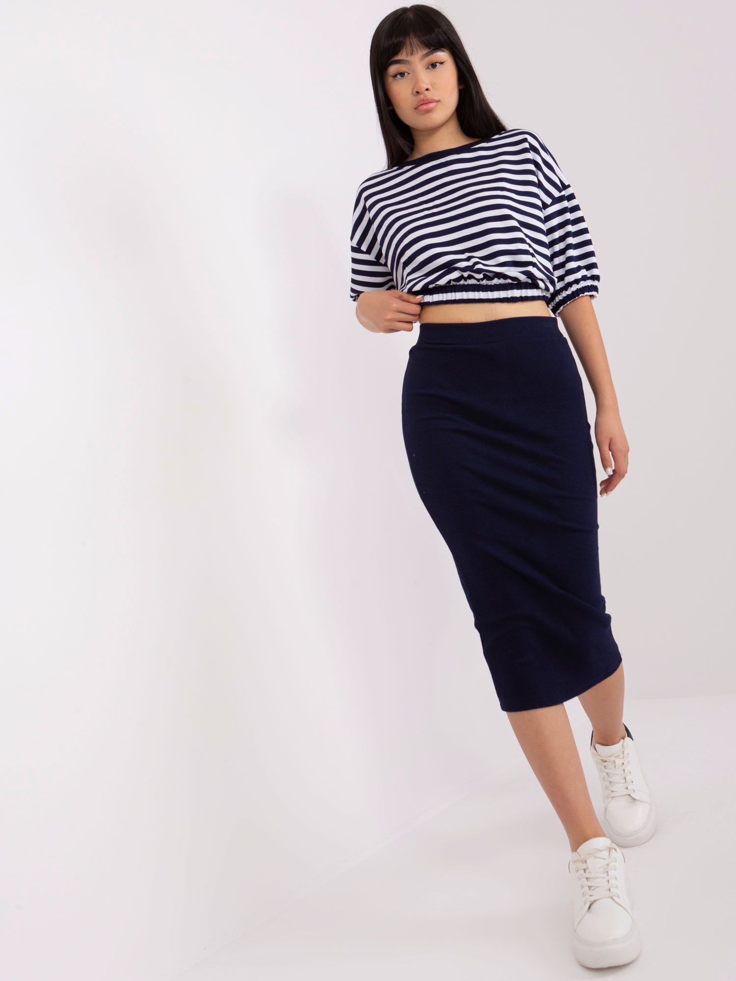 Tmavomodrý komplet s pruhovanou blúzkou -EM-KMPL-827.65- dark blue Veľkosť: ONE SIZE