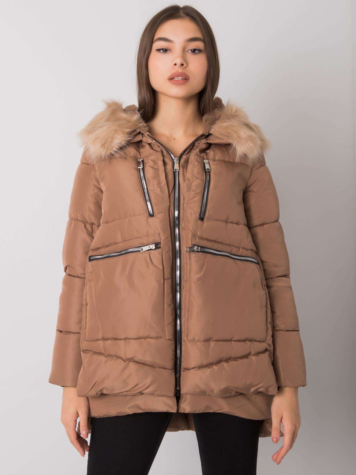 Svetlo hnedá dámska zimná bunda so zipsami NM-KR-H-1072.95P-camel Veľkosť: M