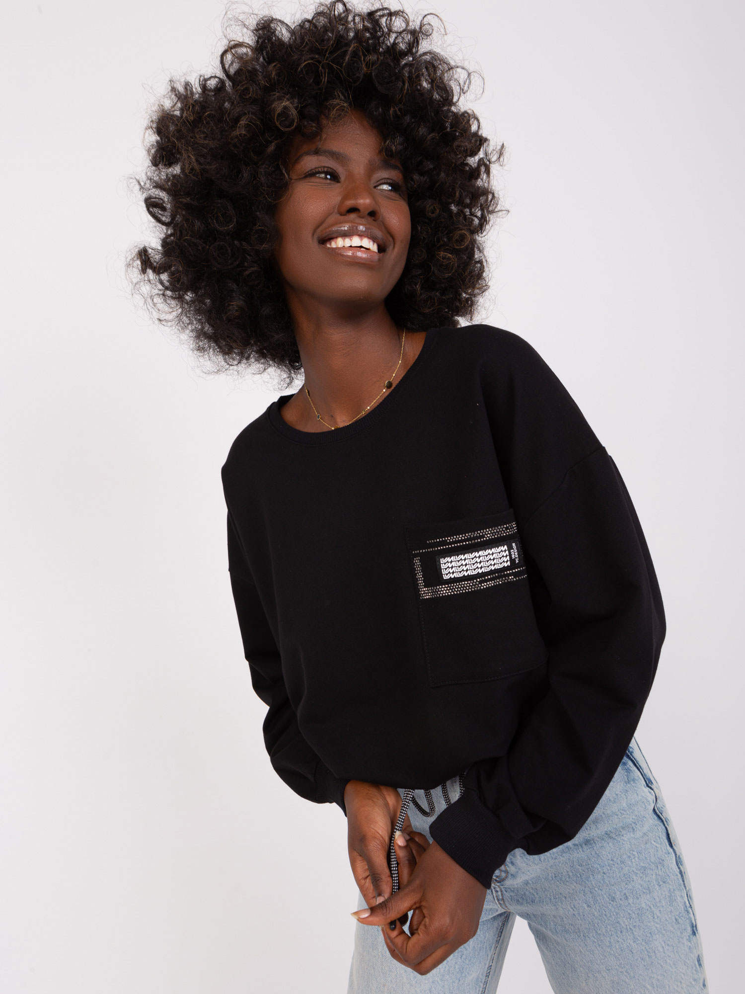 Čierna crop mikina na zaväzovanie RV-BZ-8156.85-black Veľkosť: ONE SIZE
