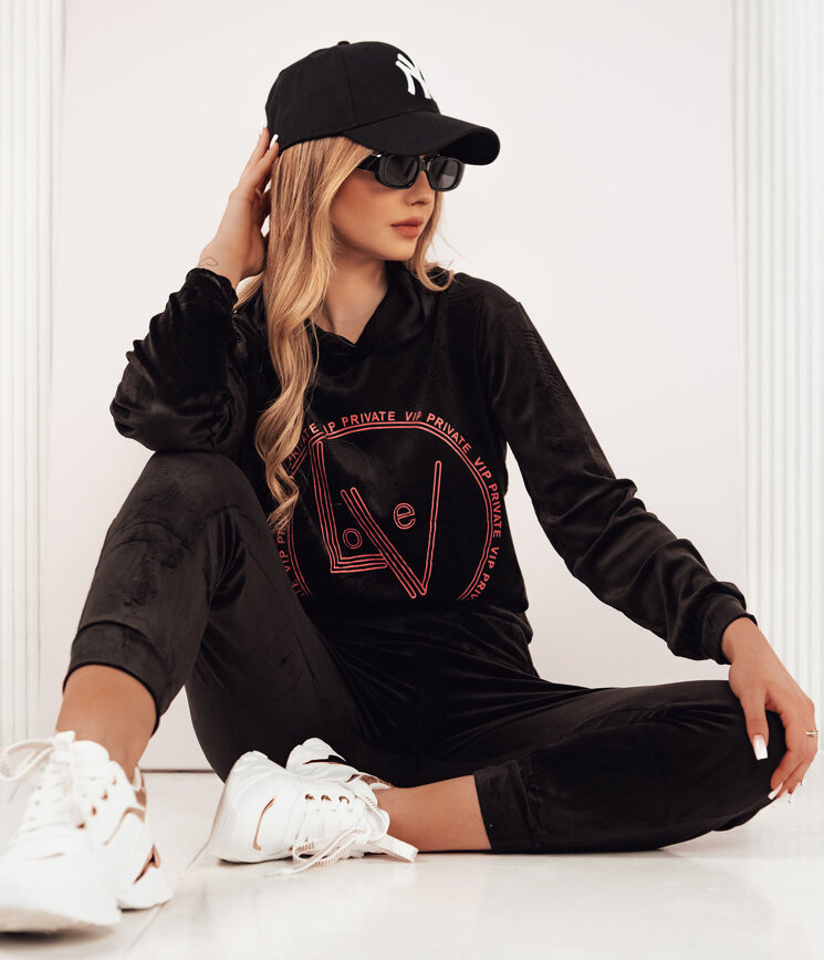 Čierna velúrová tepláková súprava VIP PRIVATE AY0872 Veľkosť: L/XL