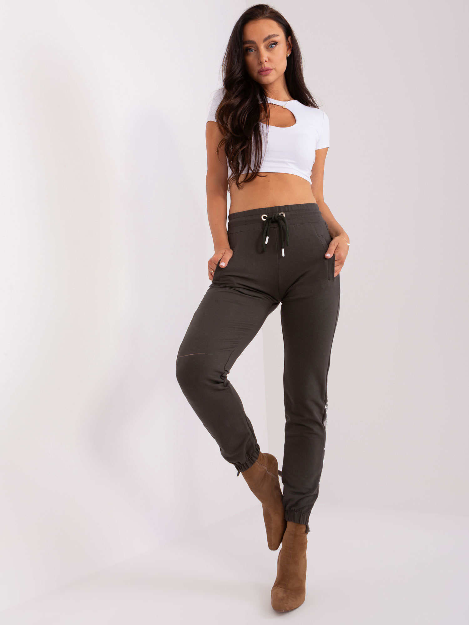 Khaki dámske tepláky RV-DR-8547.08-dark khaki Veľkosť: S