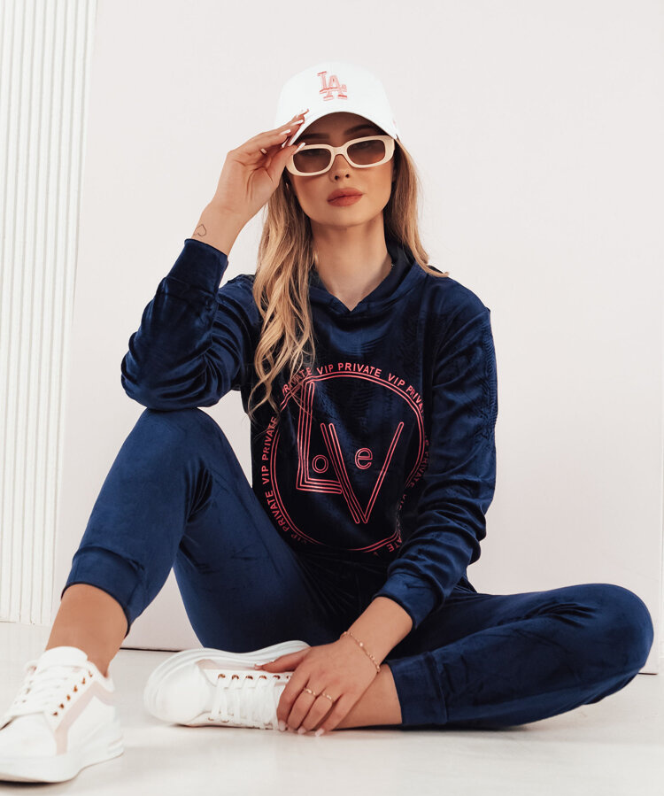 Tmavomodrá velúrová tepláková súprava VIP PRIVATE AY0867 Veľkosť: S/M