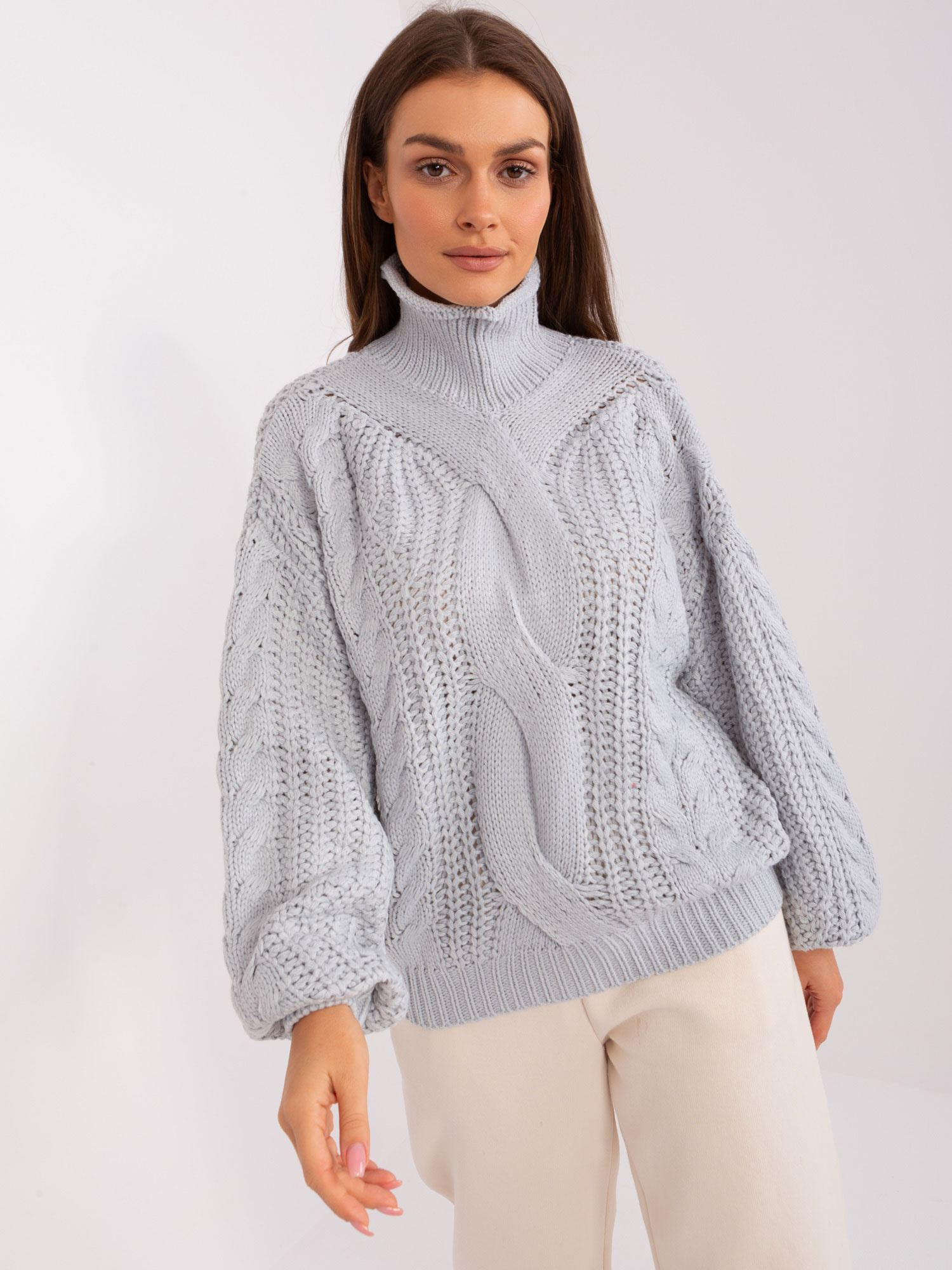 Sivý pletený rolák AT-SW-2350.91P-grey Veľkosť: ONE SIZE