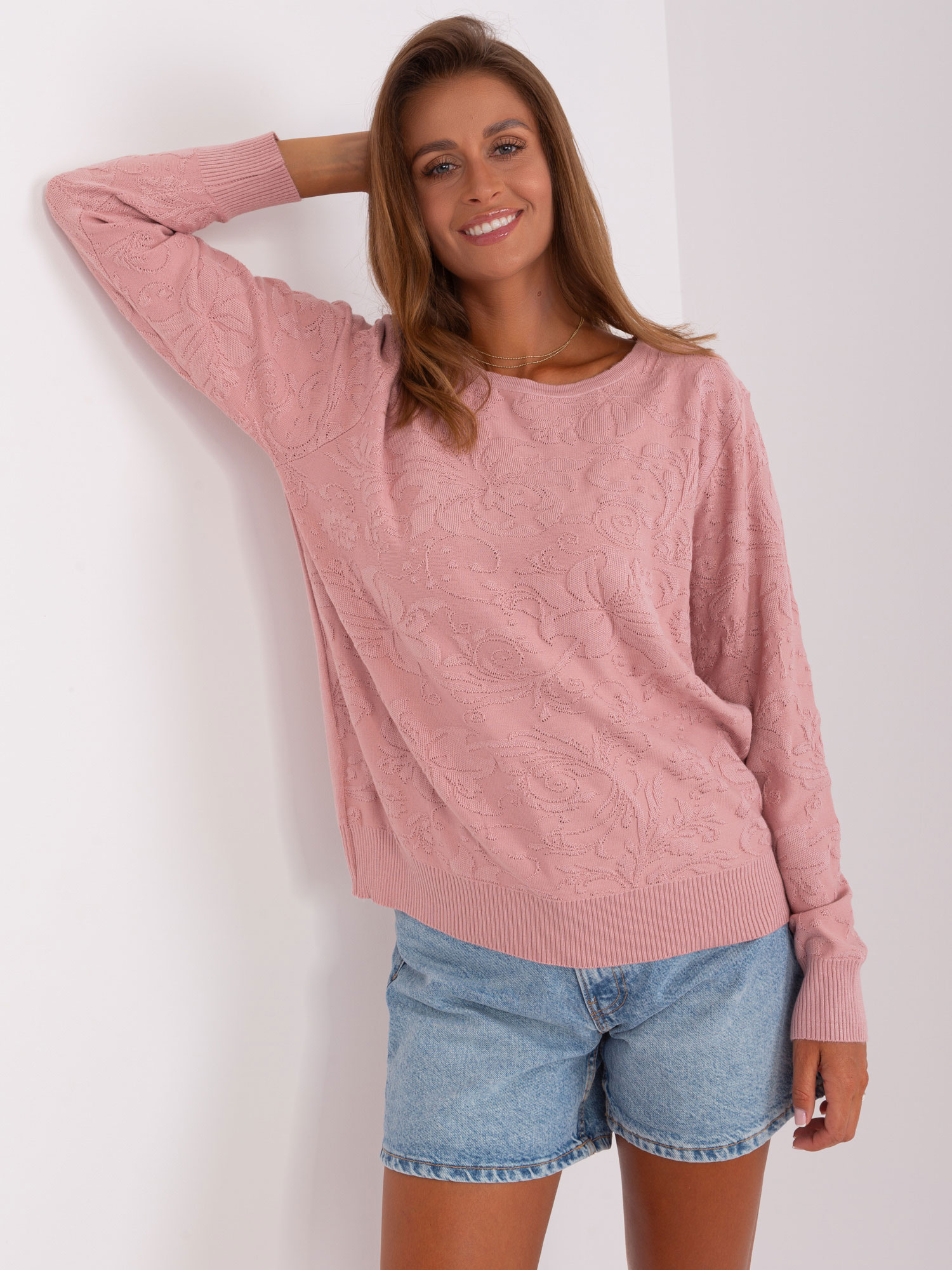 Ružový sveter so vzorom kvetín -AT-SW-2231A.99P-light pink Veľkosť: ONE SIZE