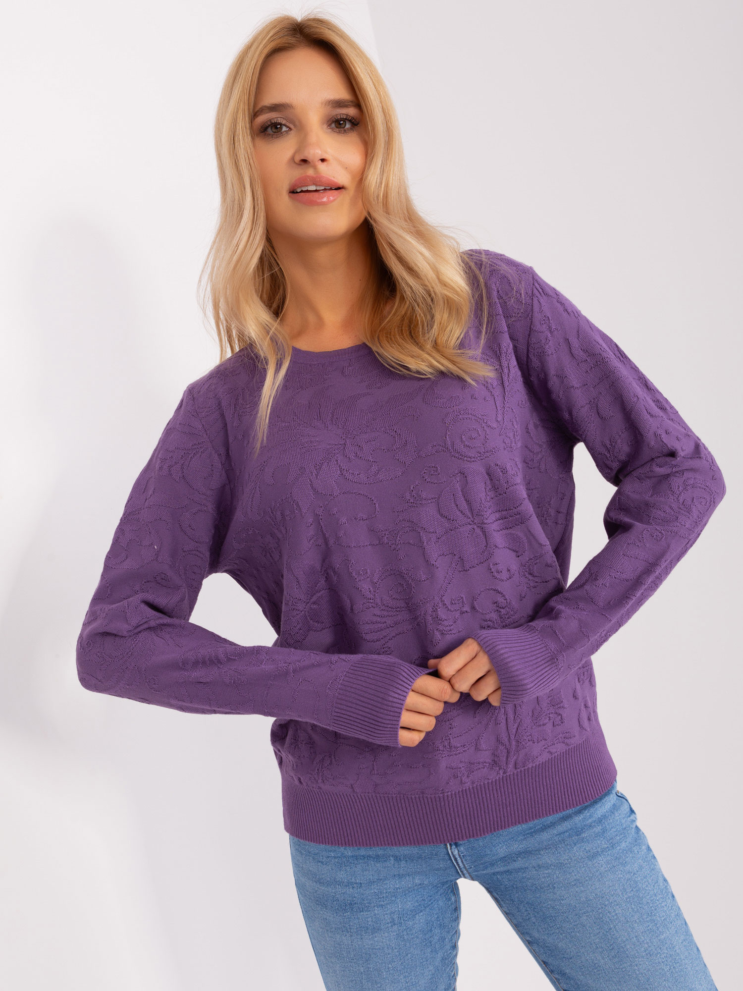 Fialový sveter so vzorom -AT-SW-2231A.00P-fialový Veľkosť: ONE SIZE