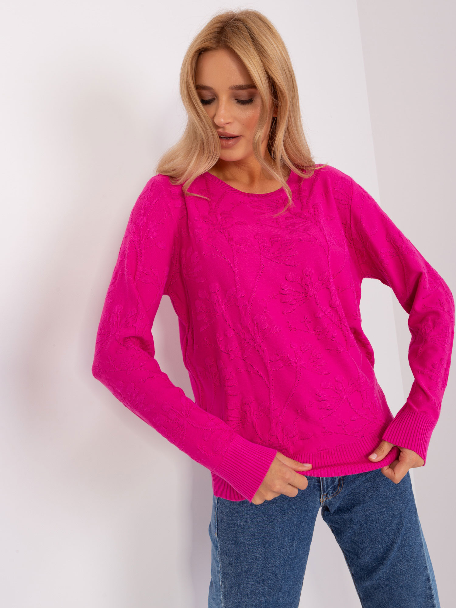 Tmavoružový vzorovaný sveter --AT-SW-2231.99P-fuchsiový Veľkosť: ONE SIZE