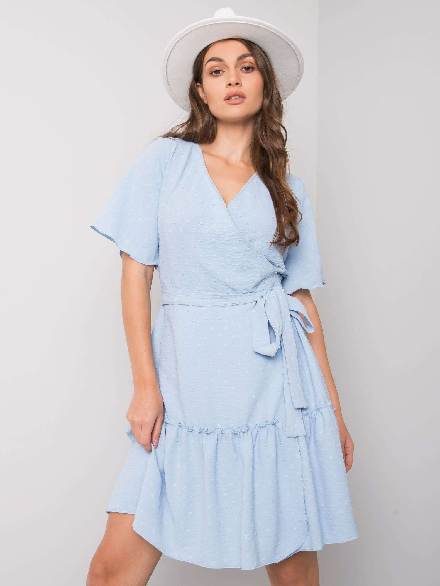 Svetlo modré dámske šaty s viazaním LK-SK-508623.24X-blue Veľkosť: 40