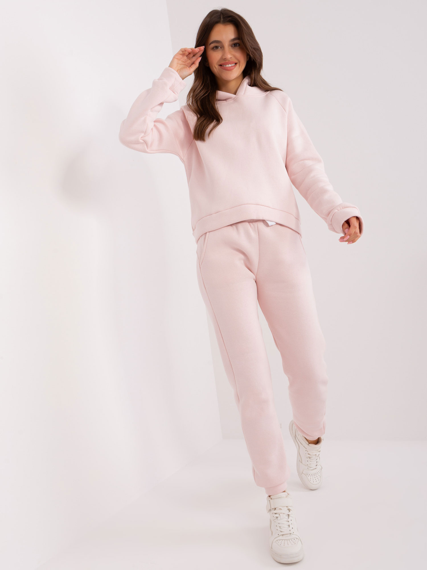 Svetloružová tepláková súprava s kapucňou EM-KMPL-629-1.99P-light pink Veľkosť: ONE SIZE