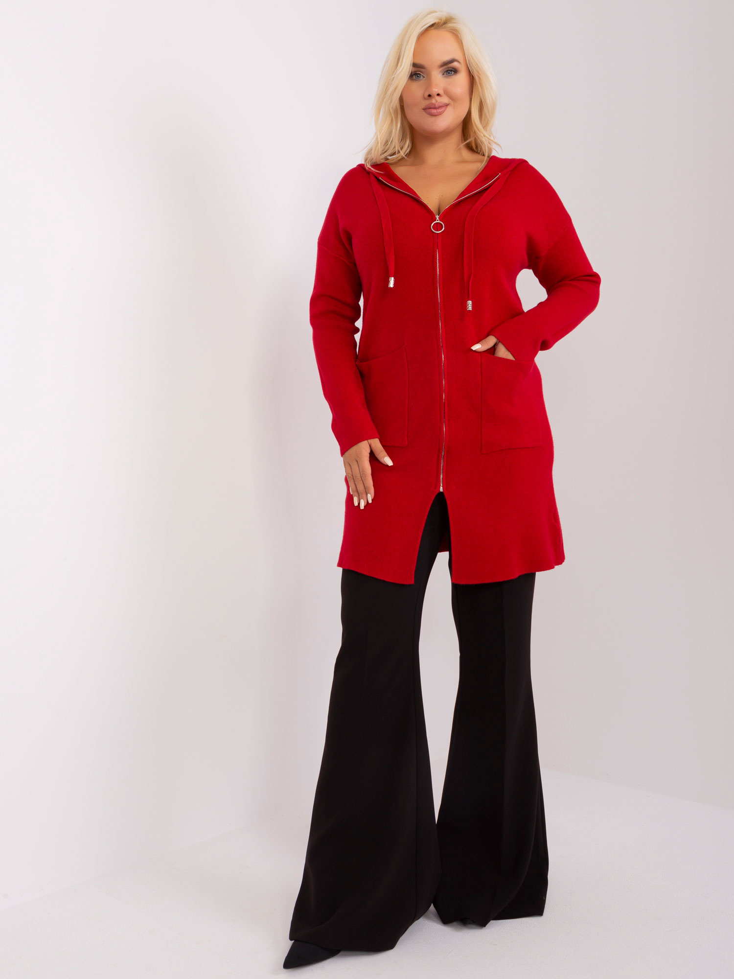 Červený dlhší sveter na zips s vreckami PM-SW-PM-3733.17-red Veľkosť: 2XL/3XL