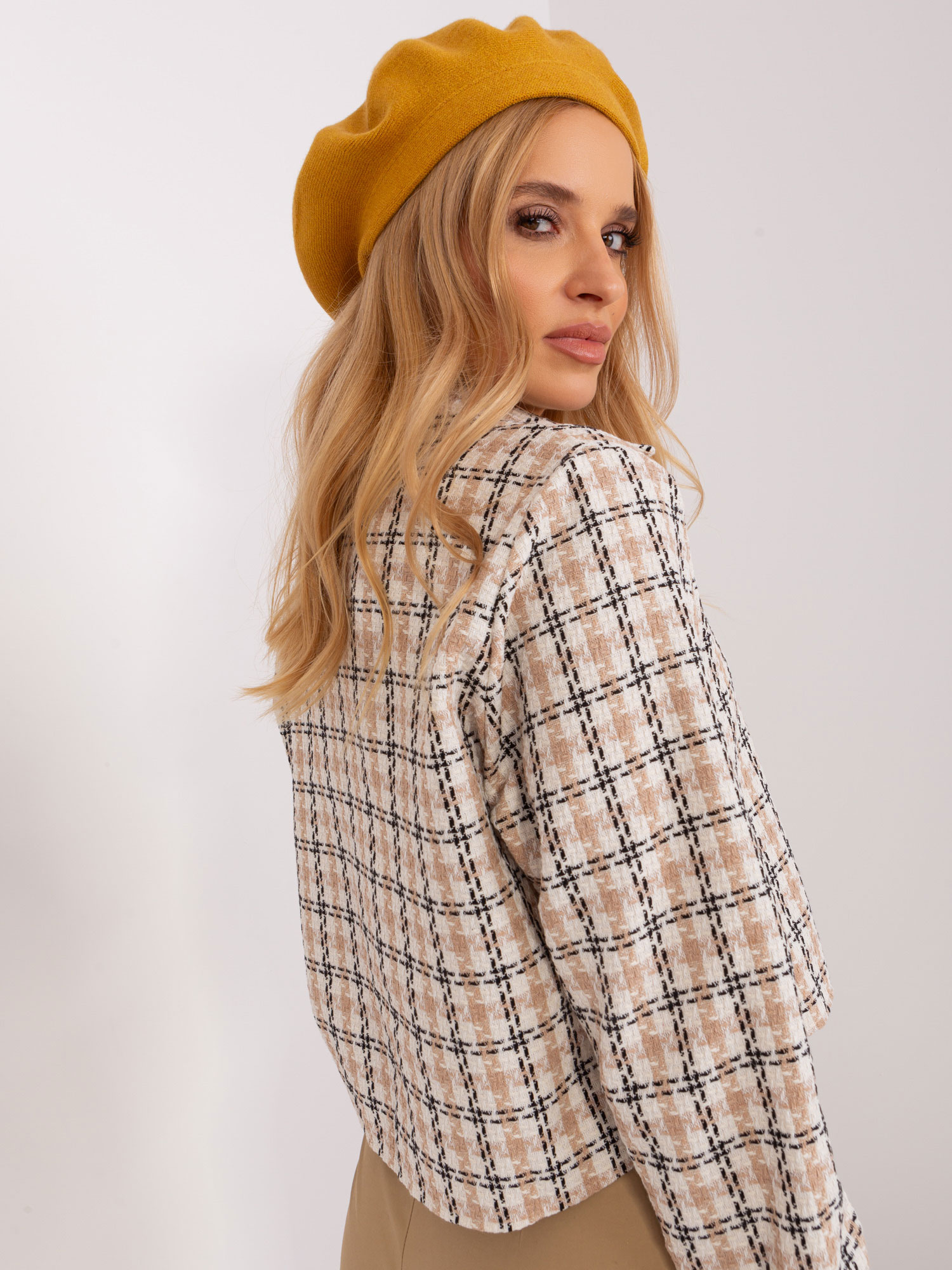 Tmavožltý štýlový baret AT-SK-231305.85P-dark yellow Veľkosť: ONE SIZE