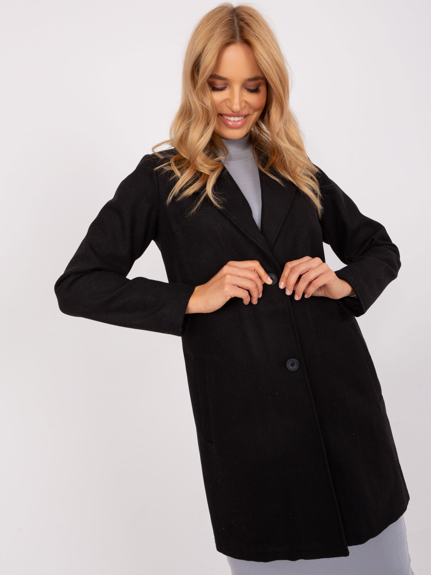 Čierny klasický kabát D62720N43371AEN-black Veľkosť: XL