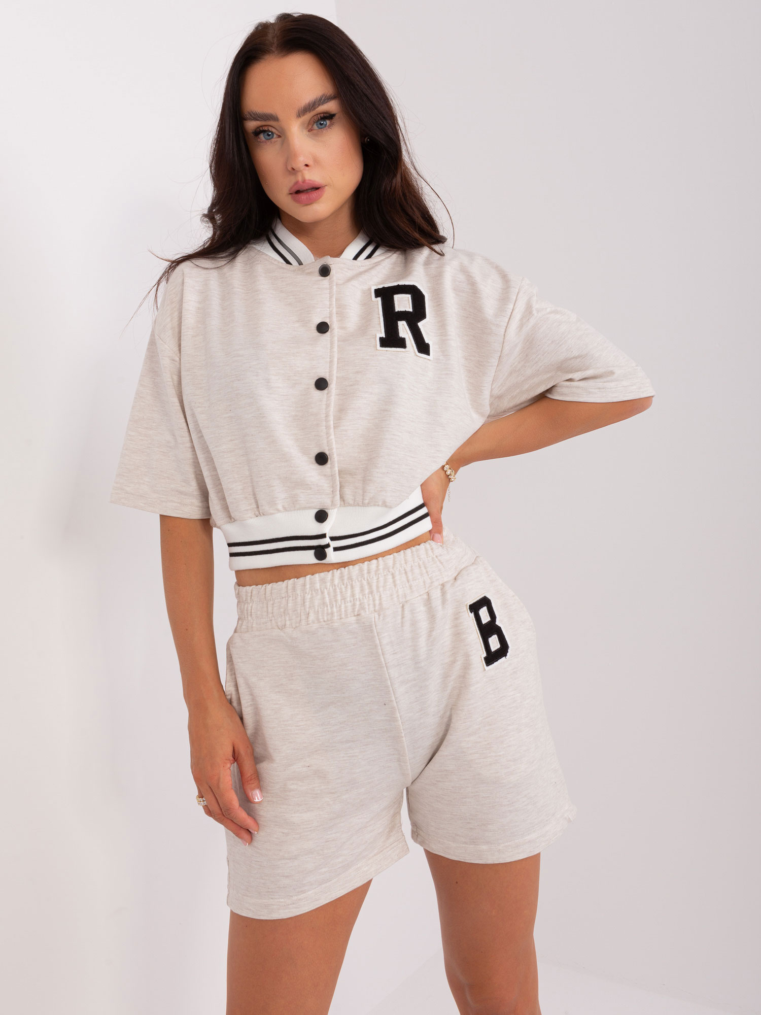 Svetlobéžová krátka súprava EM-KMPL-824.06X-light beige Veľkosť: ONE SIZE