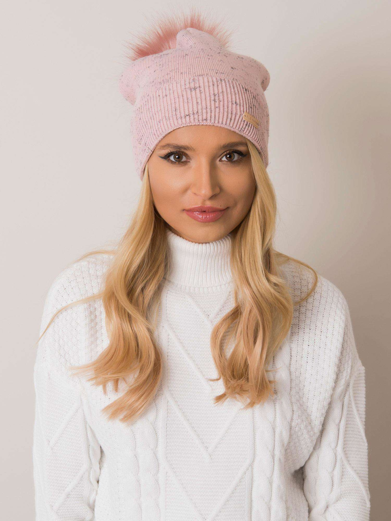 Ružová dámska čiapka s brmbolcom JK-CZ-12.68-pink Veľkosť: ONE SIZE