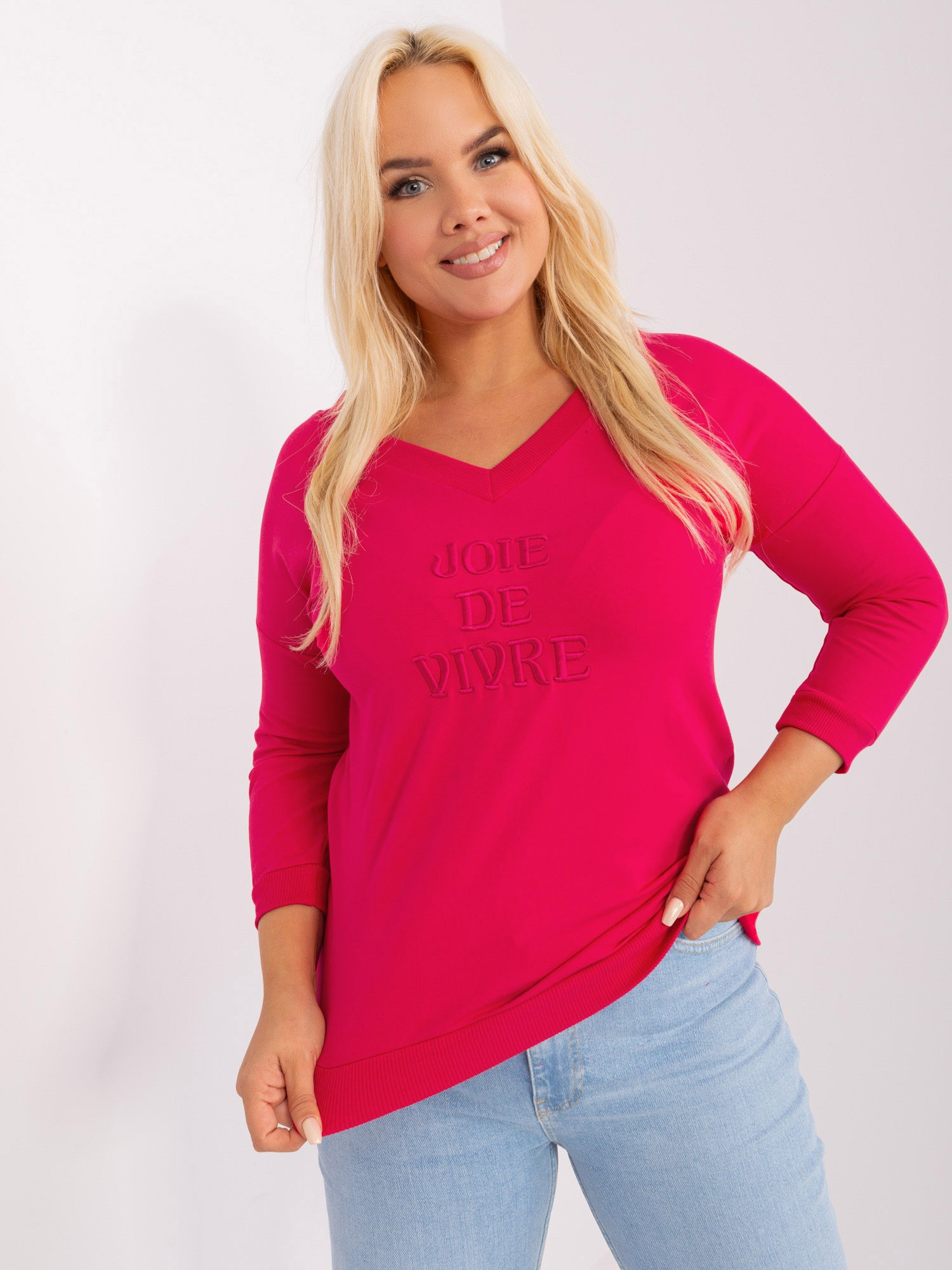 Červené tričko s výstrihom a 3/4 rukávom RV-BZ-9143.87P-red Veľkosť: ONE SIZE