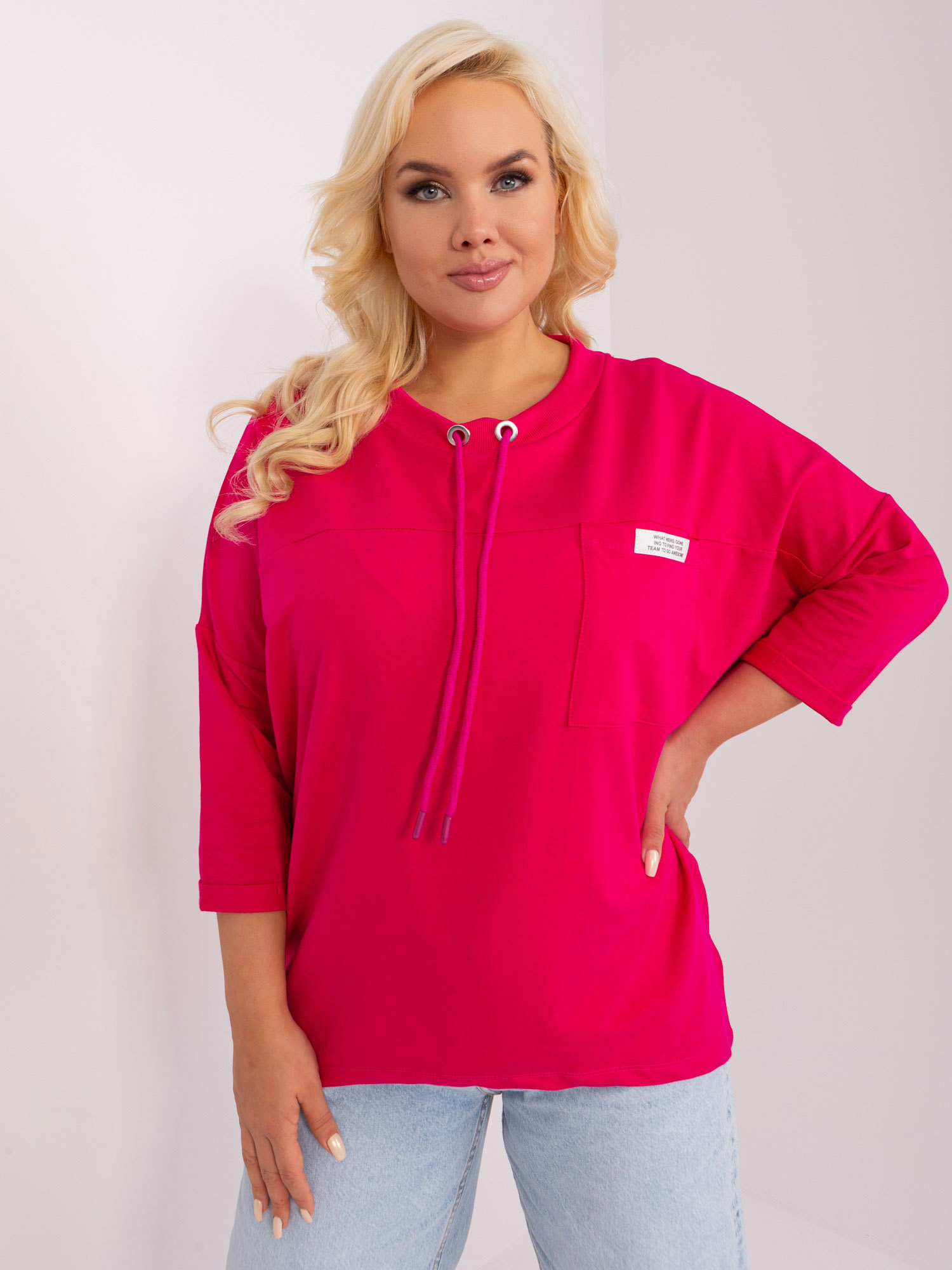 TMAVORUŽOVÁ ASYMETRICKÁ BLÚZKA SO ŠNÚRKAMI A 3/4 RUKÁVOM RV-BZ-9071.79P-DARK PINK Veľkosť: ONE SIZE