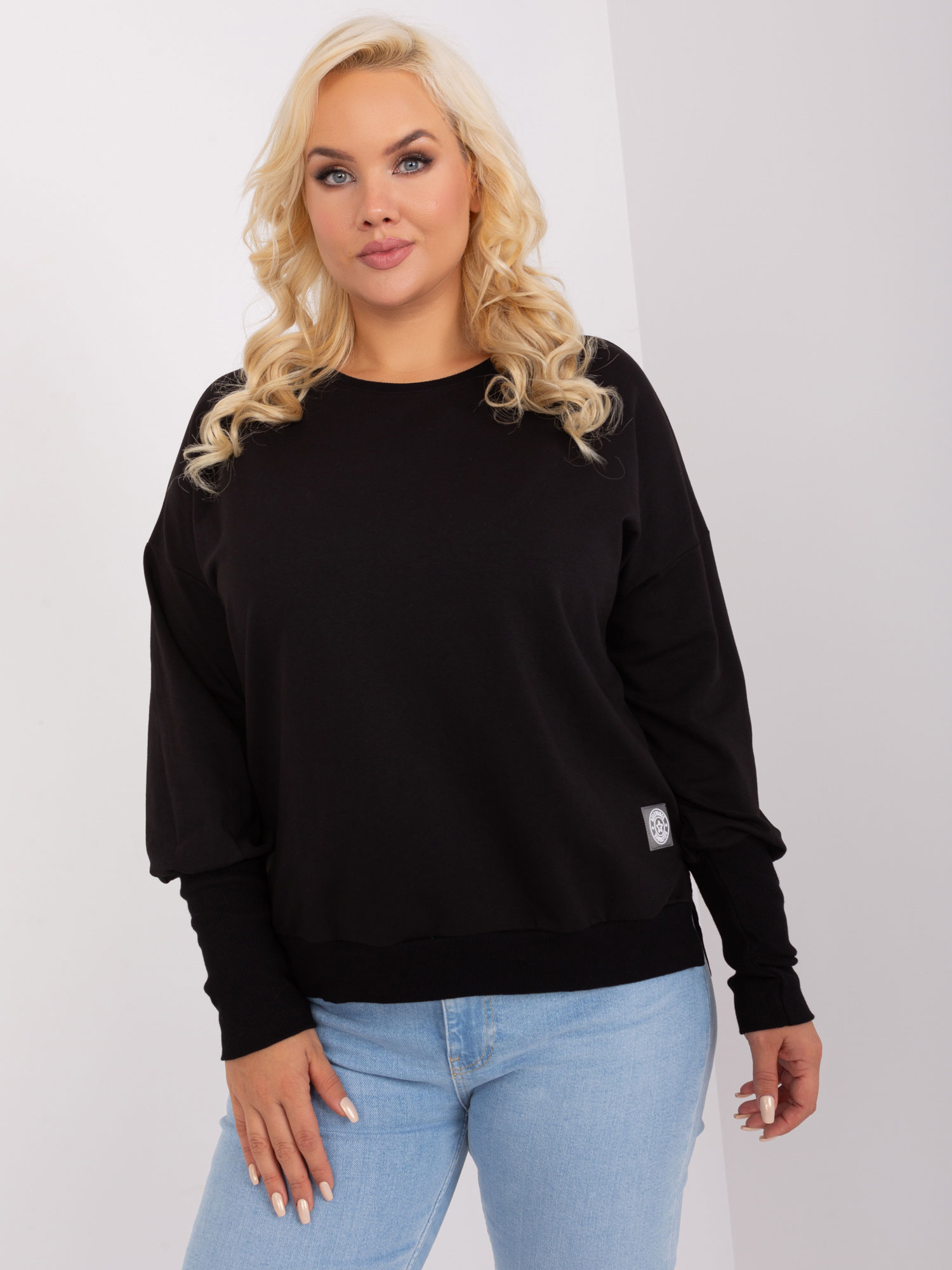 Čierna tenká mikina RV-BZ-9144.37-black Veľkosť: ONE SIZE