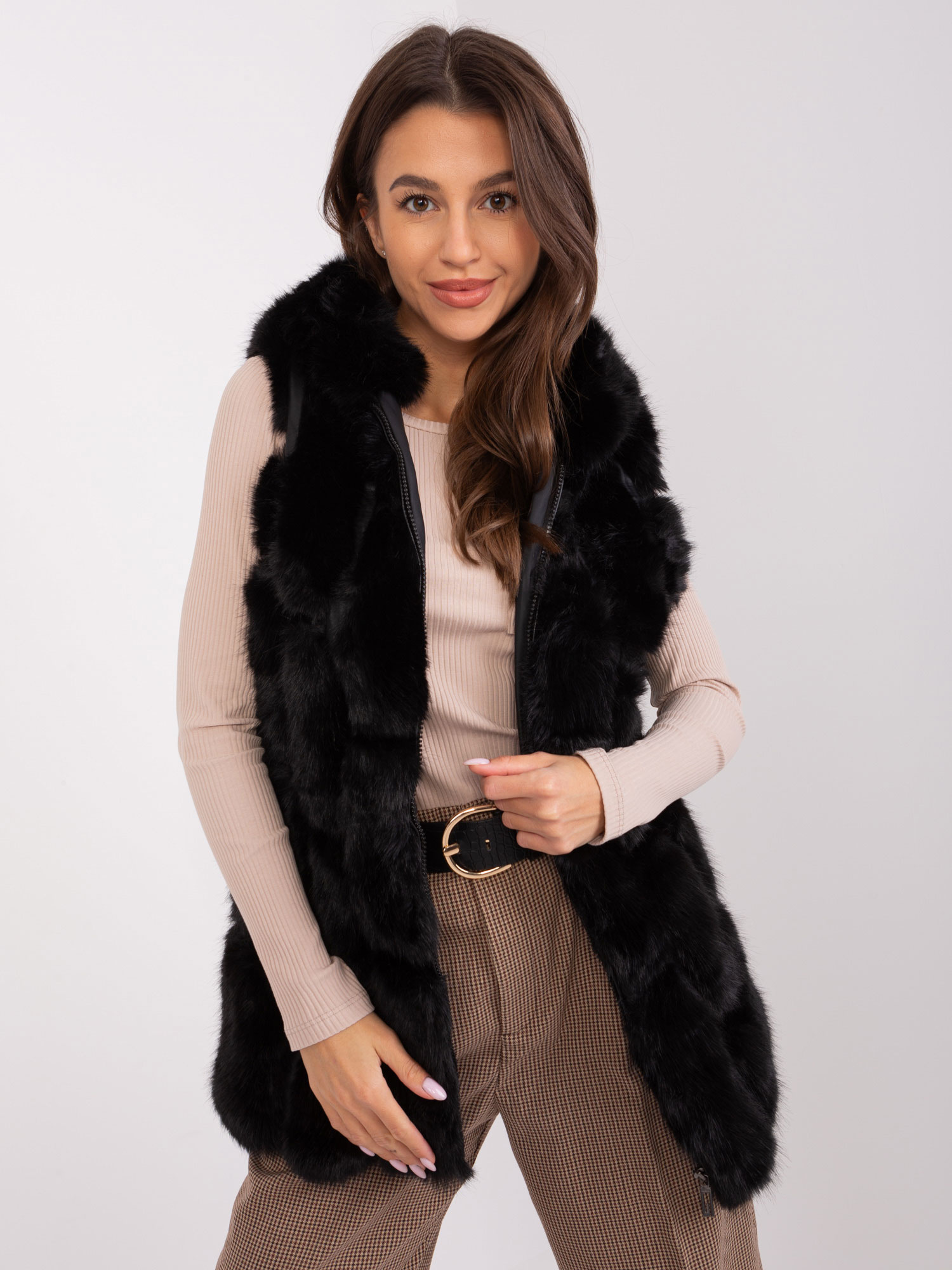 Čierna chlpatá vesta s kapucňou -AT-KZ-2379.96P-black Veľkosť: S/M