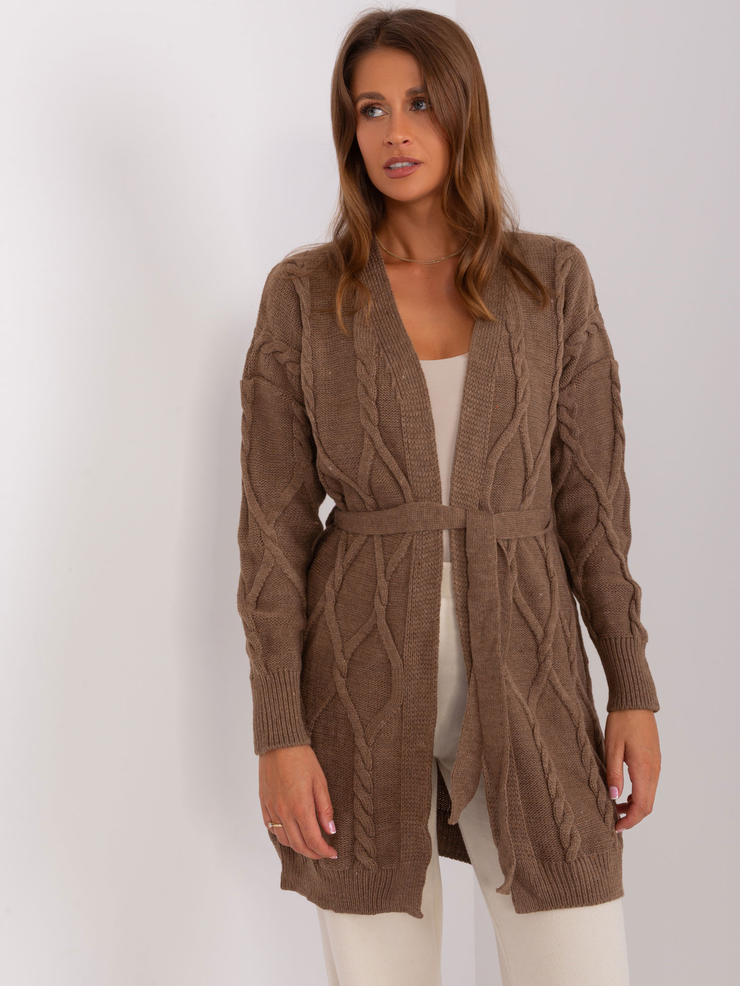 Tmavohnedý vzorovaný kardigán s pásikom BA-SW-8009-1.84P-brown Veľkosť: ONE SIZE