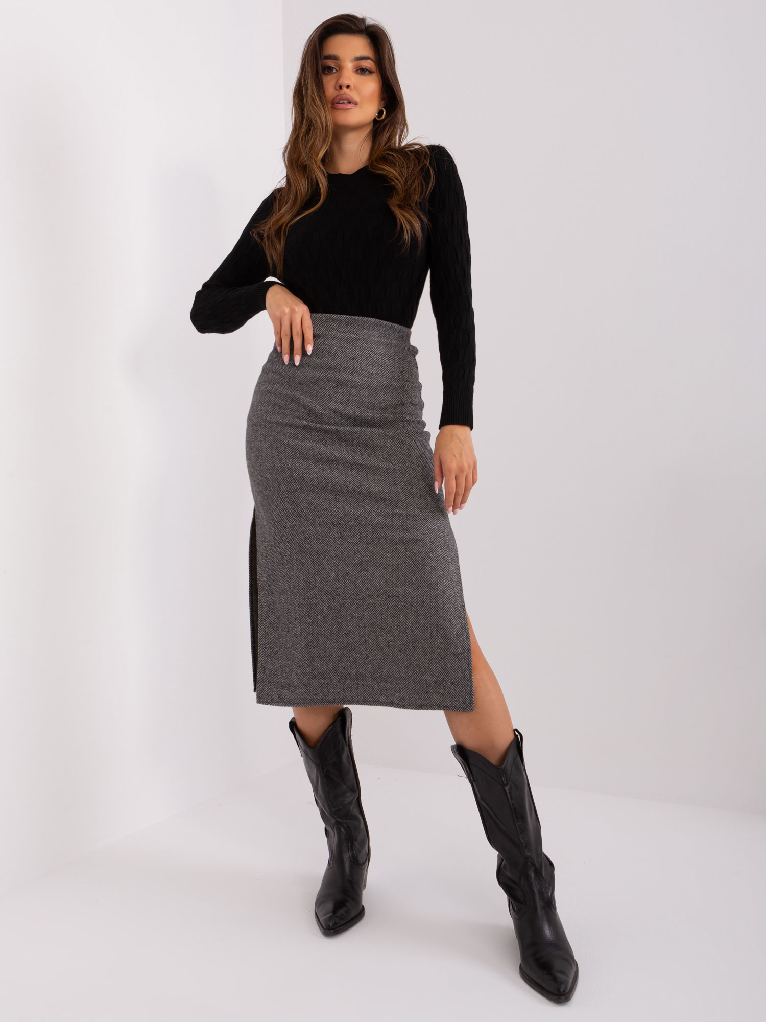 Tmavosivá midi sukňa s rozparkami na bokoch LK-SD-509400.87P-dark grey Veľkosť: M