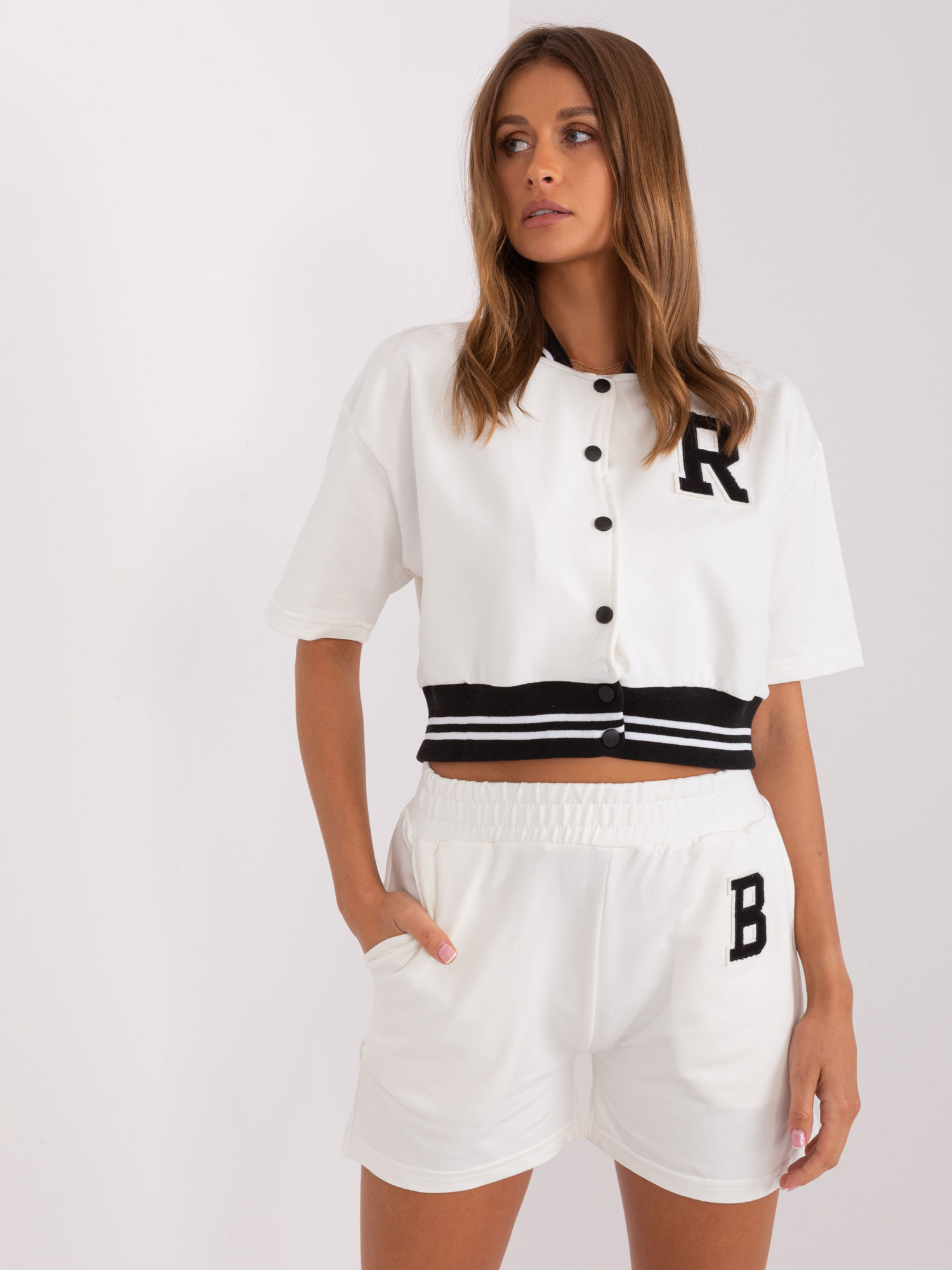 Biela krátka súprava EM-KMPL-824.06X-white Veľkosť: ONE SIZE