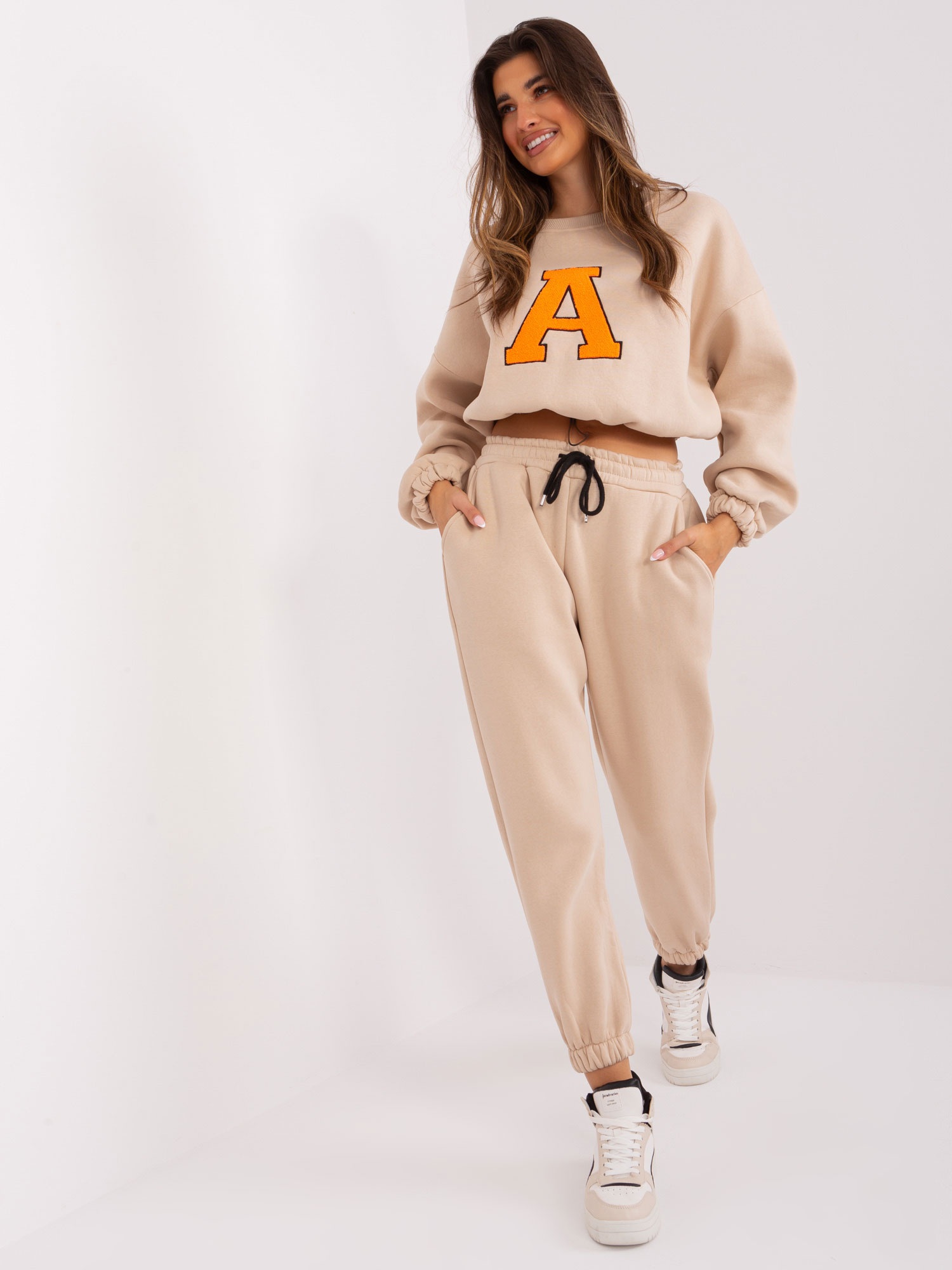 Svetlobéžová tepláková súprava bez kapucne EM-KMPL-804.00P-beige Veľkosť: ONE SIZE