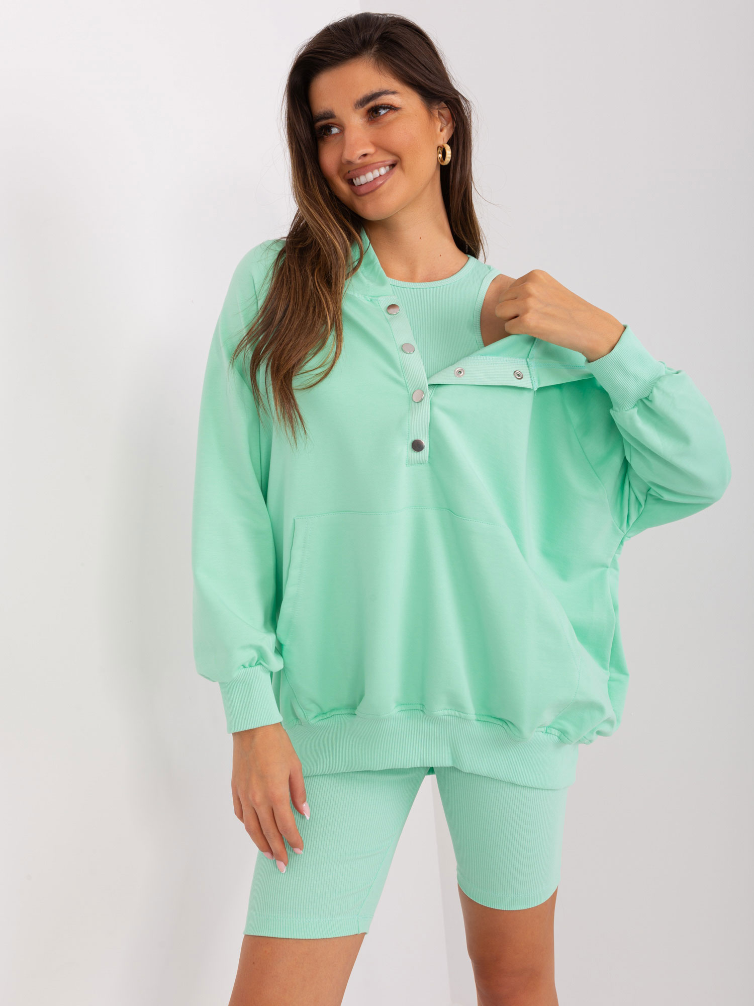 Mintový trojdielny komplet šortiek, crop topu a mikiny EM-KMPL-831.17-mint Veľkosť: ONE SIZE