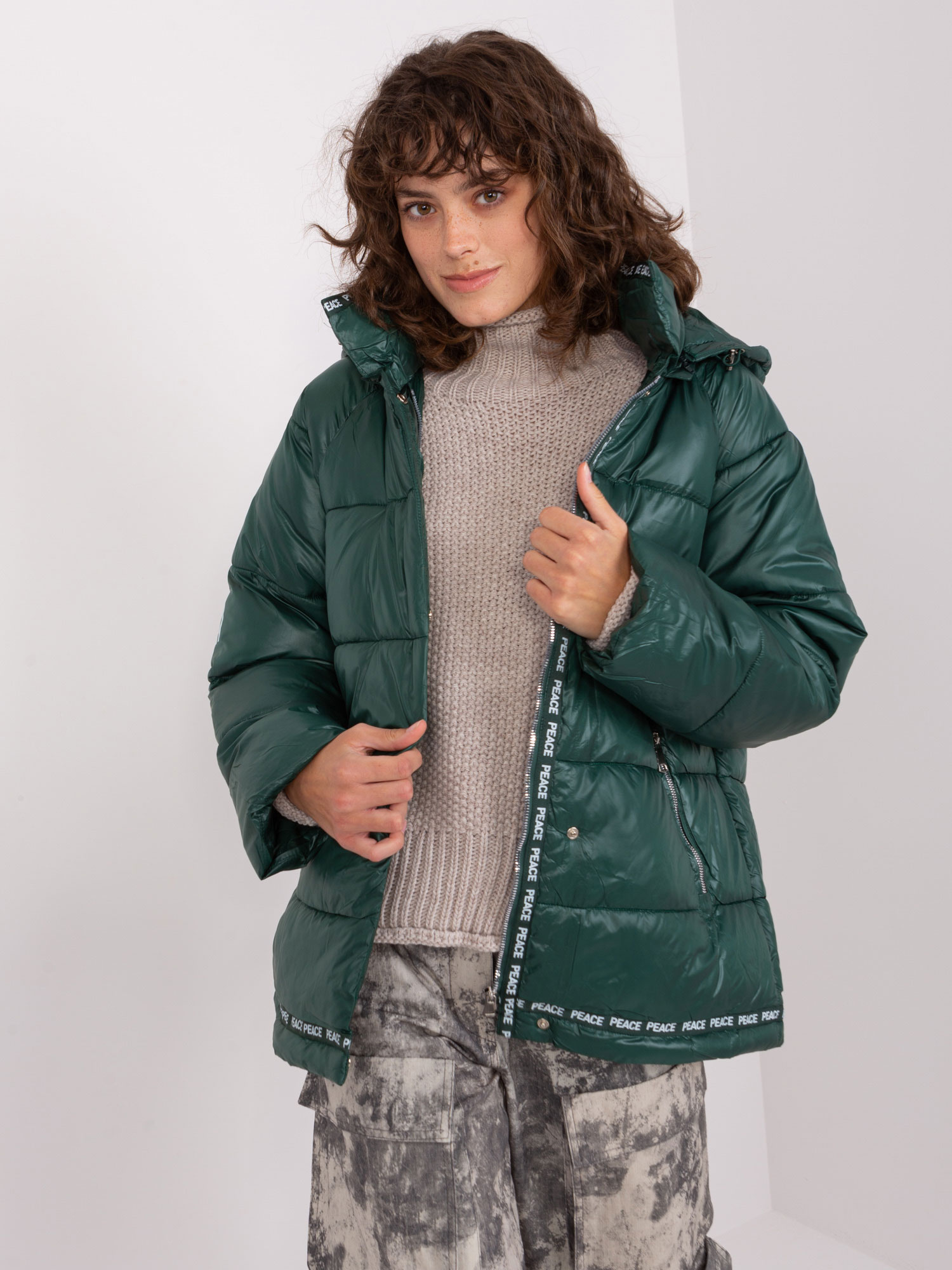 Tmavozelená prešívaná lesklá bunda -NM-KR-TR522.96P-dark green Veľkosť: XS/S