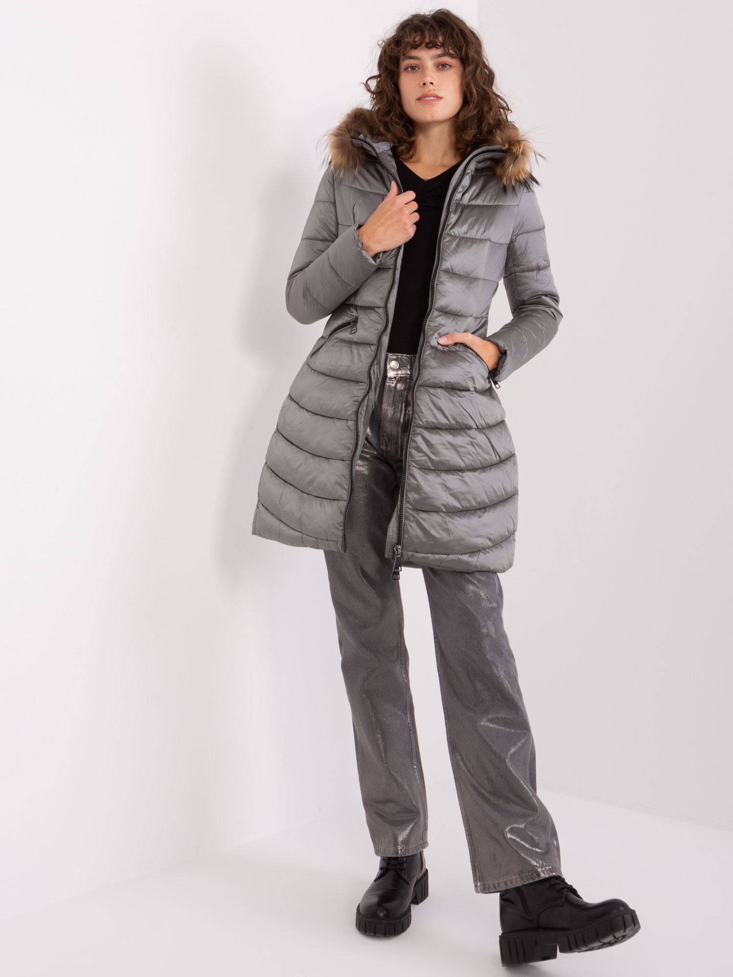 Tmavosivá zimná dlhšia prešívaná bunda NM-KR-TR8125.99P-dark grey Veľkosť: S