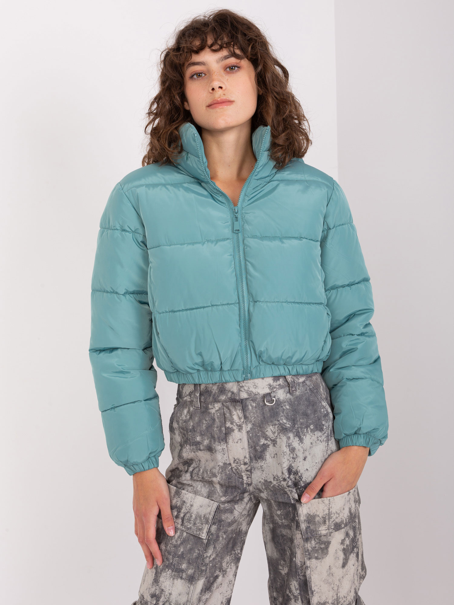 Tyrkysová skrátená crop bunda NM-KR-P21-7930.15-turquoise Veľkosť: S