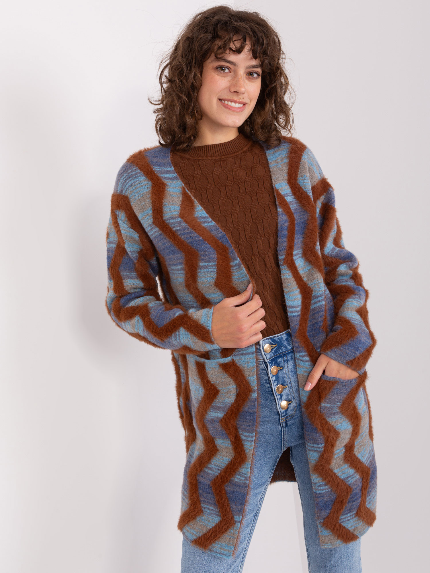 Tmavomodro-hnedý vzorovaný kardigán AT-SW-234701.34-blue-brown Veľkosť: ONE SIZE