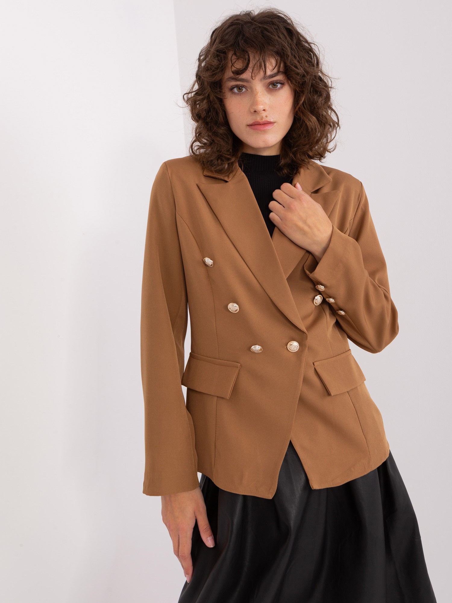 Hnedé sako s gombíkmi TW-ZT-BI-2018.96-brown Veľkosť: 2XL