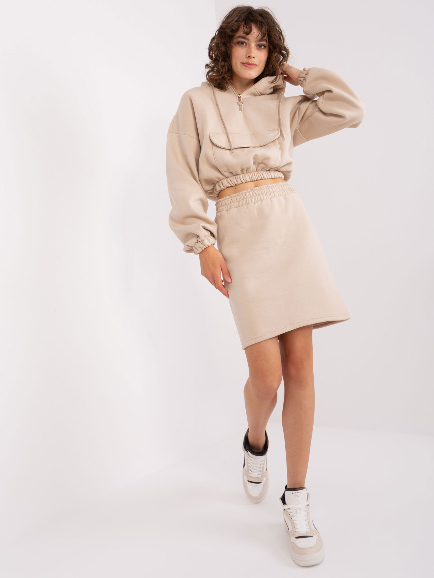 Béžový dámsky komplet mikiny a sukne -EM-KMPL-705.25-beige Veľkosť: ONE SIZE