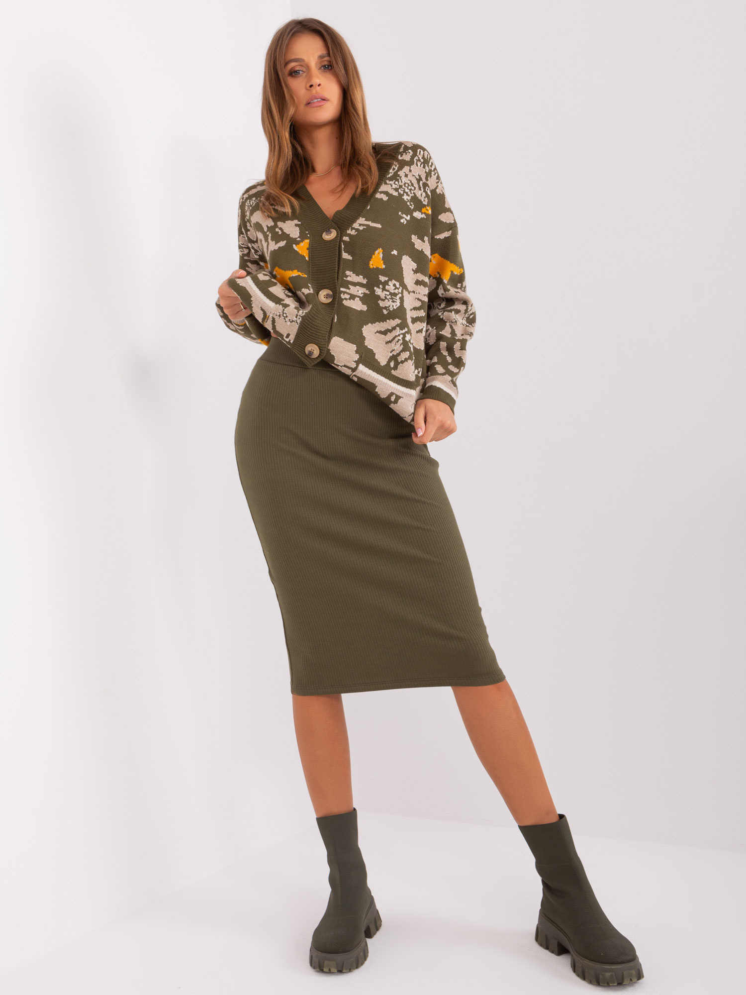 Khaki rebrovaná midi sukňa RV-SD-9186.39P-khaki Veľkosť: ONE SIZE