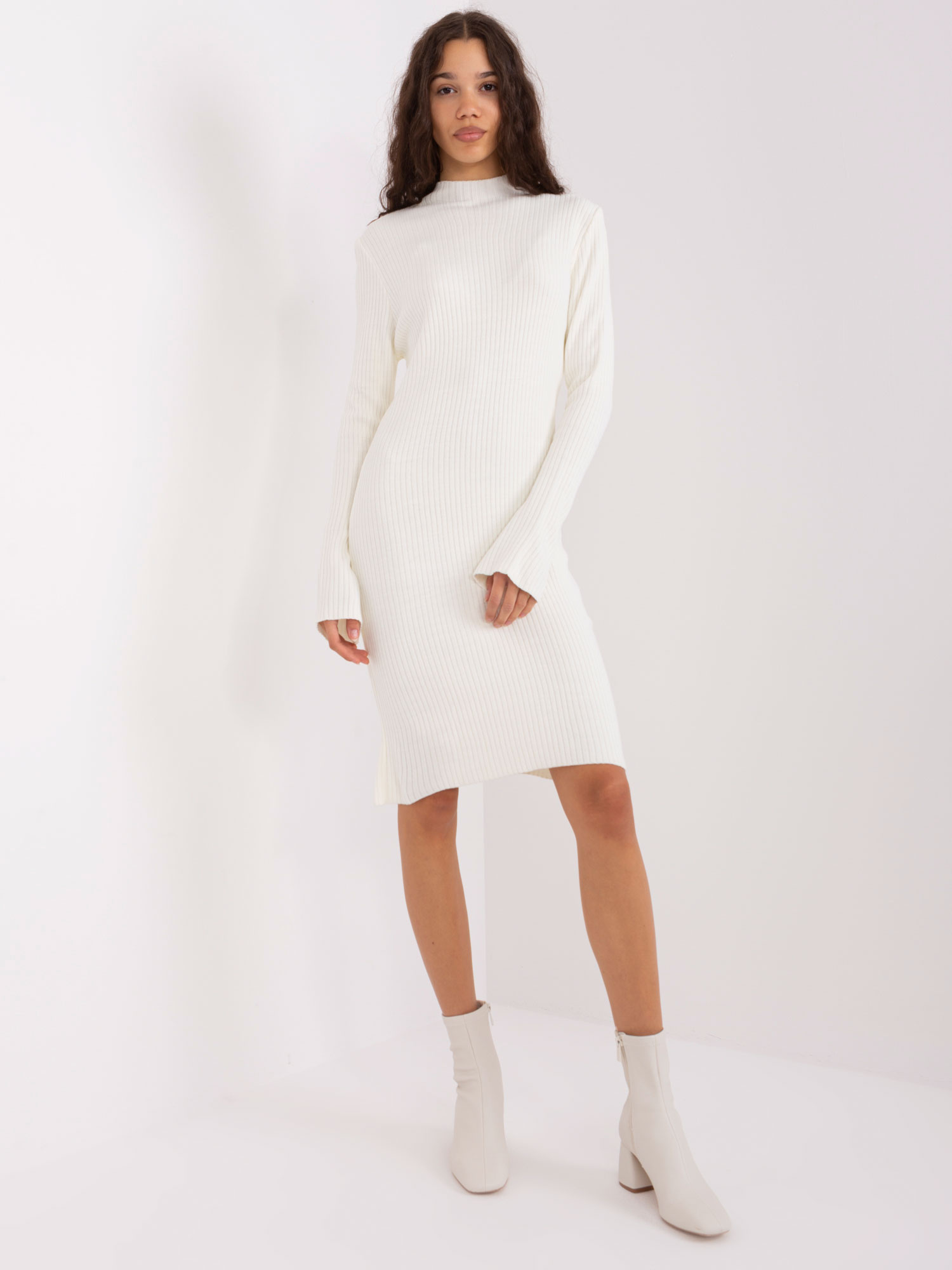 Biele šaty s dlhým rukávom BA-SK-2215.84-white Veľkosť: ONE SIZE
