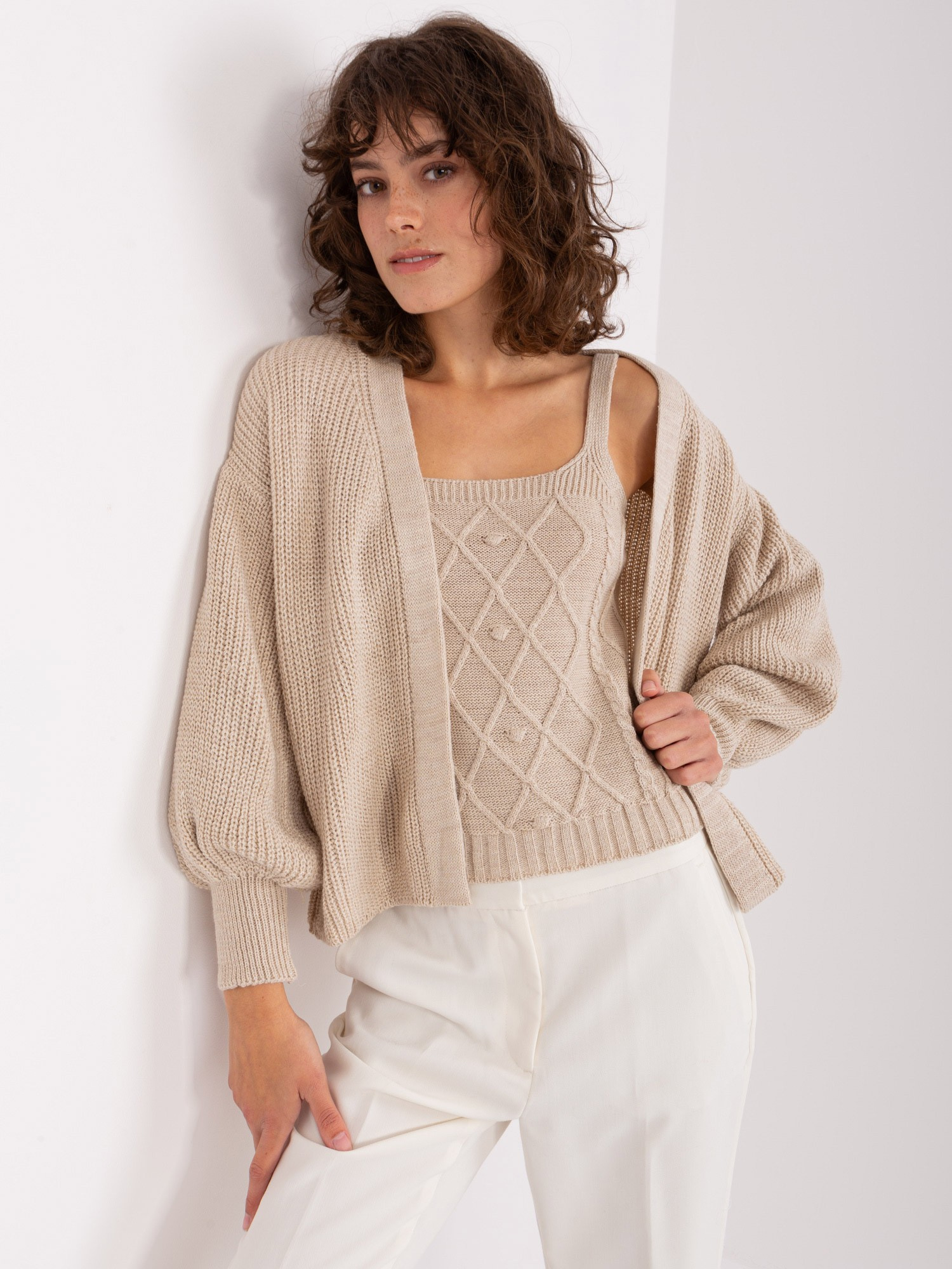 Béžový pletený komplet topu a svetra BA-KMPL-8019.20-beige Veľkosť: ONE SIZE