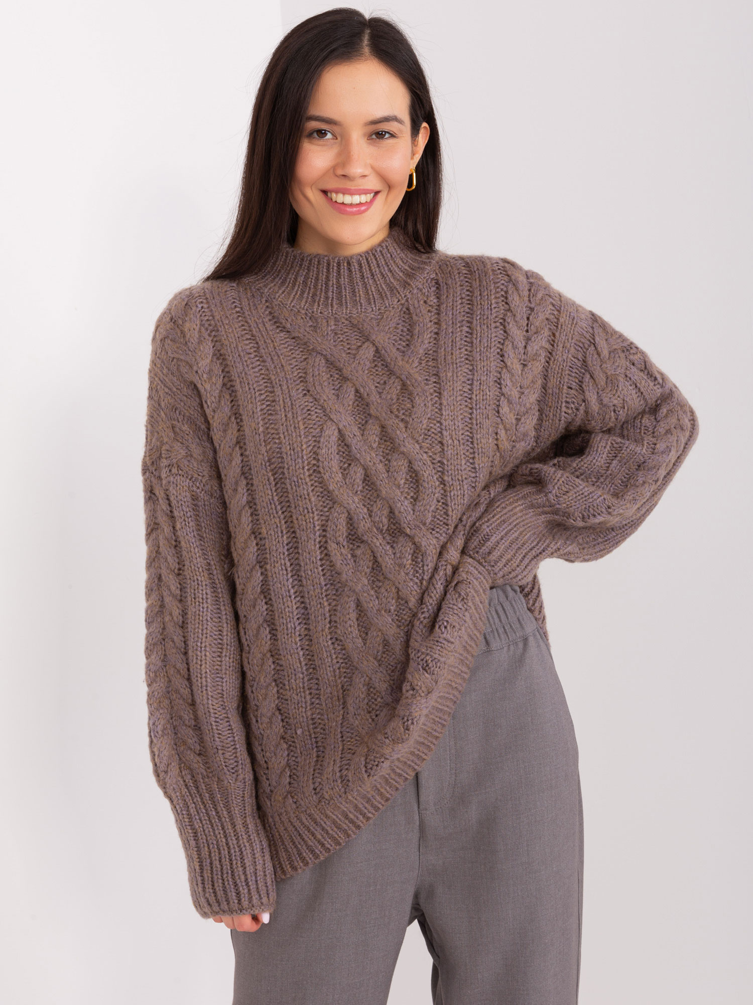 Hnedý pletený rolák AT-SW-2363-2.11P-brown Veľkosť: ONE SIZE