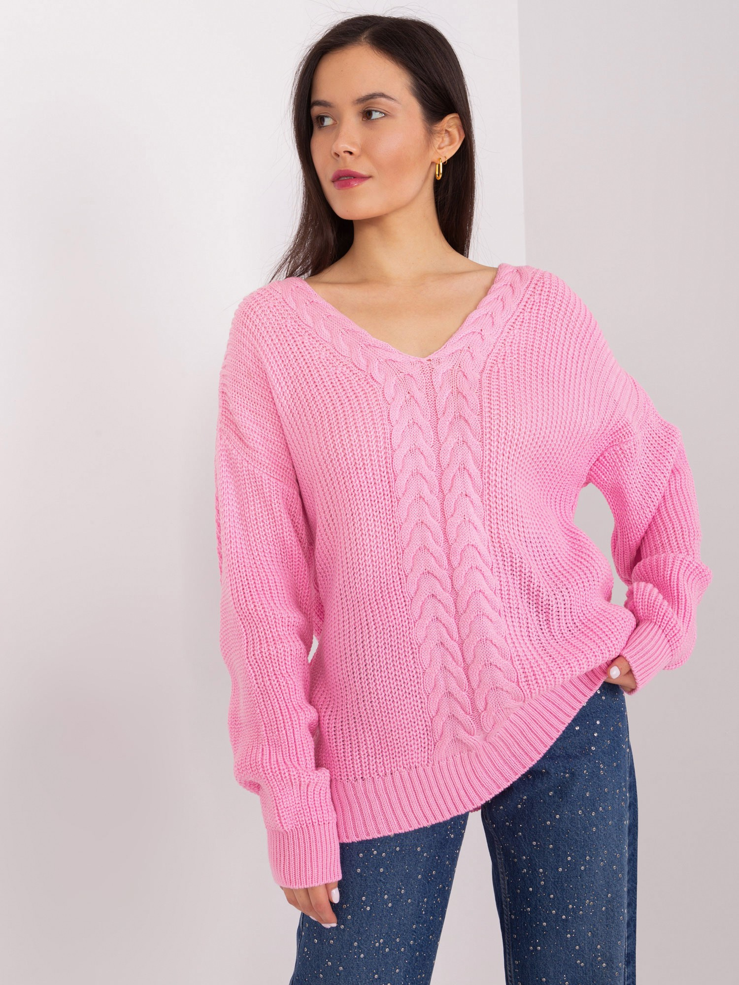Púdrový sveter s výstrihom do V -BA-SW-8028.77-różowy Veľkosť: ONE SIZE