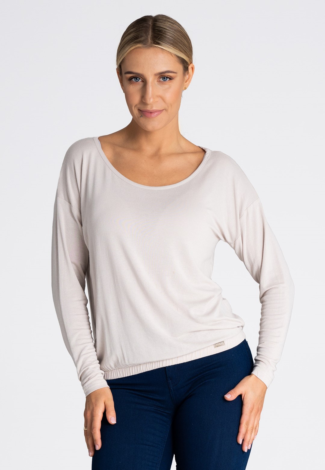 Svetlobéžová voľná blúzka M981 Beige Veľkosť: S